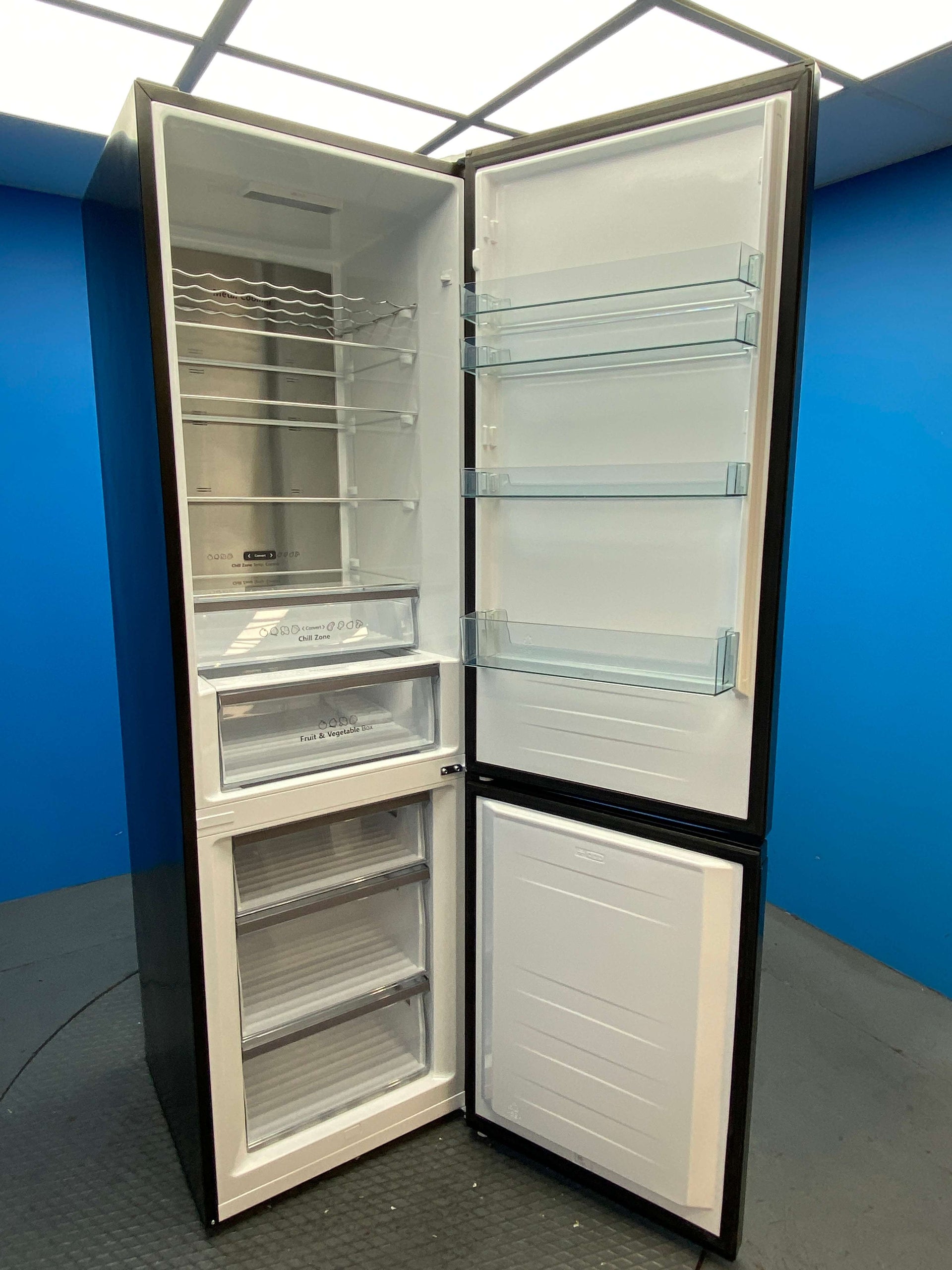 Hisense RB470N4SIC 361 Litre Combi Fridge Freezer
