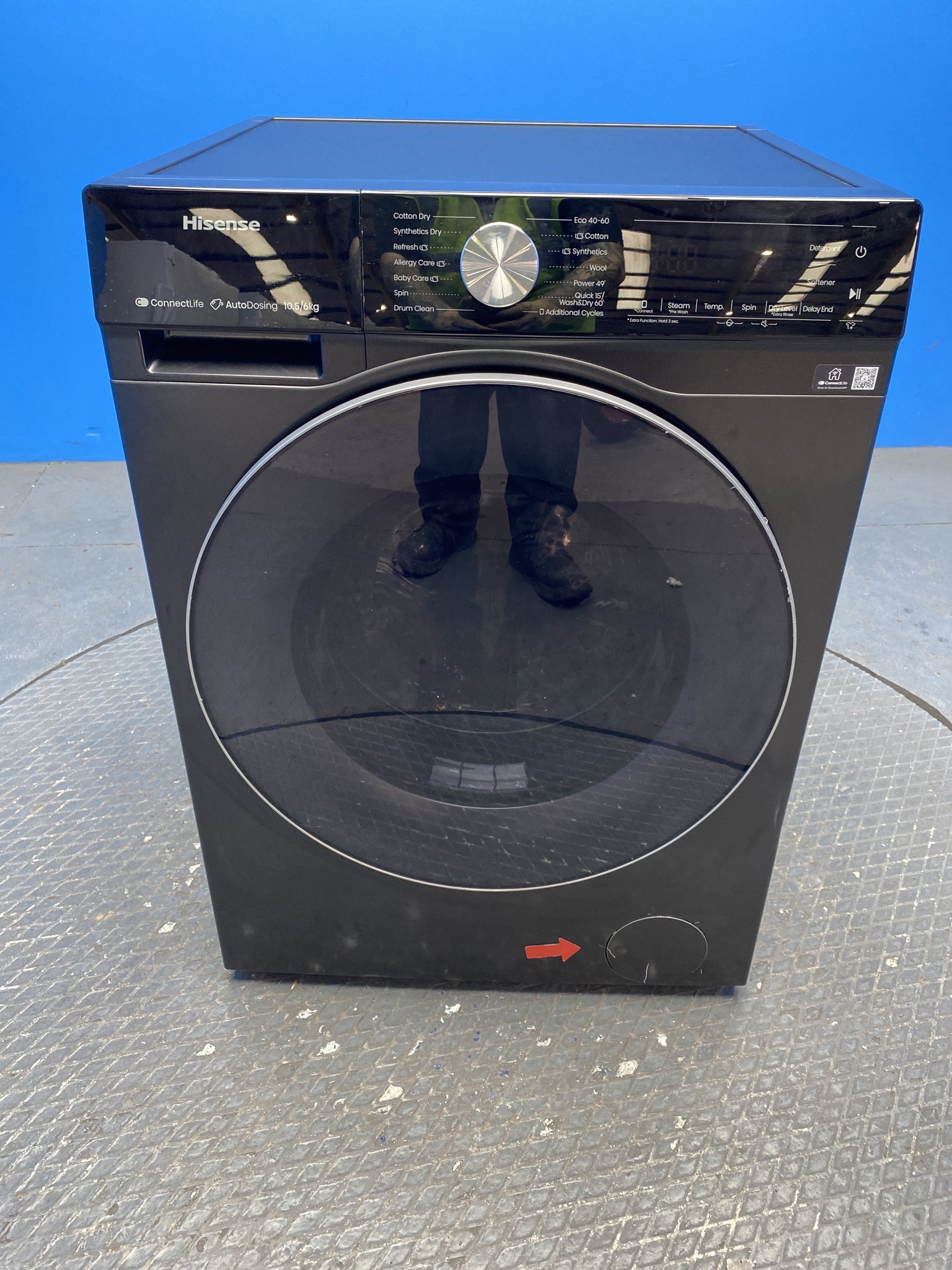 Hisense WD5S1045BB 10.5/6kg Washer Dryer with Auto Dose