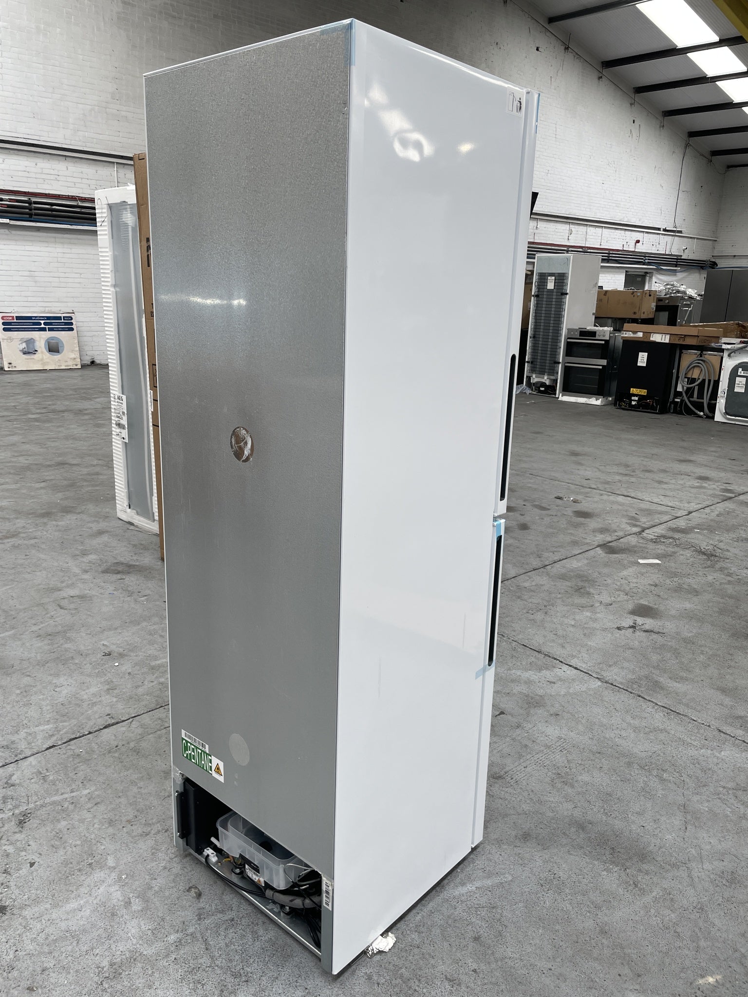#GRC-158-400 - Candy CCT3L517EWK 252 Litre Combi Fridge Freezer