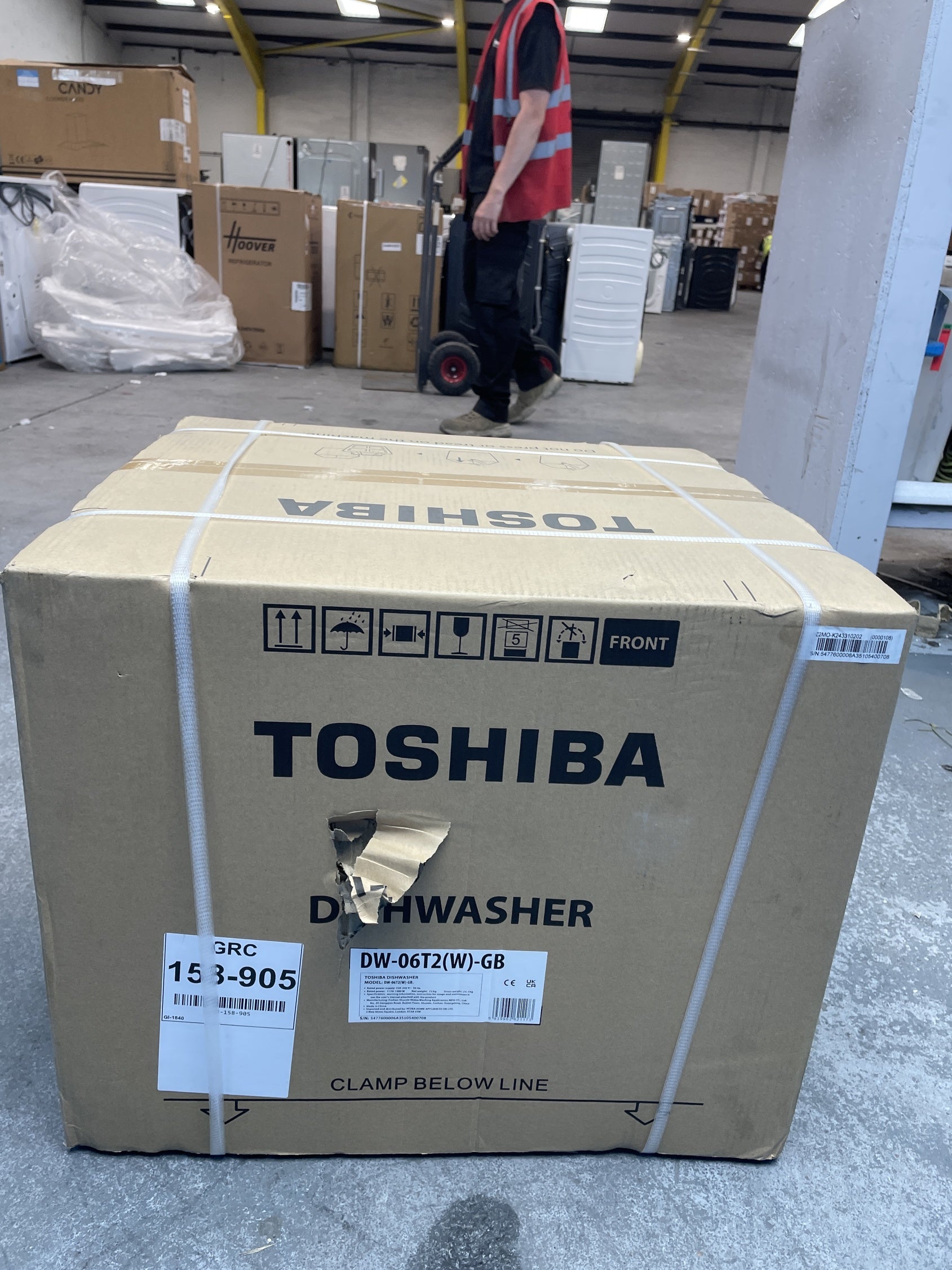 #GRC-158-905 - Toshiba DW-06T2W 6 Place Table Top Dishwasher