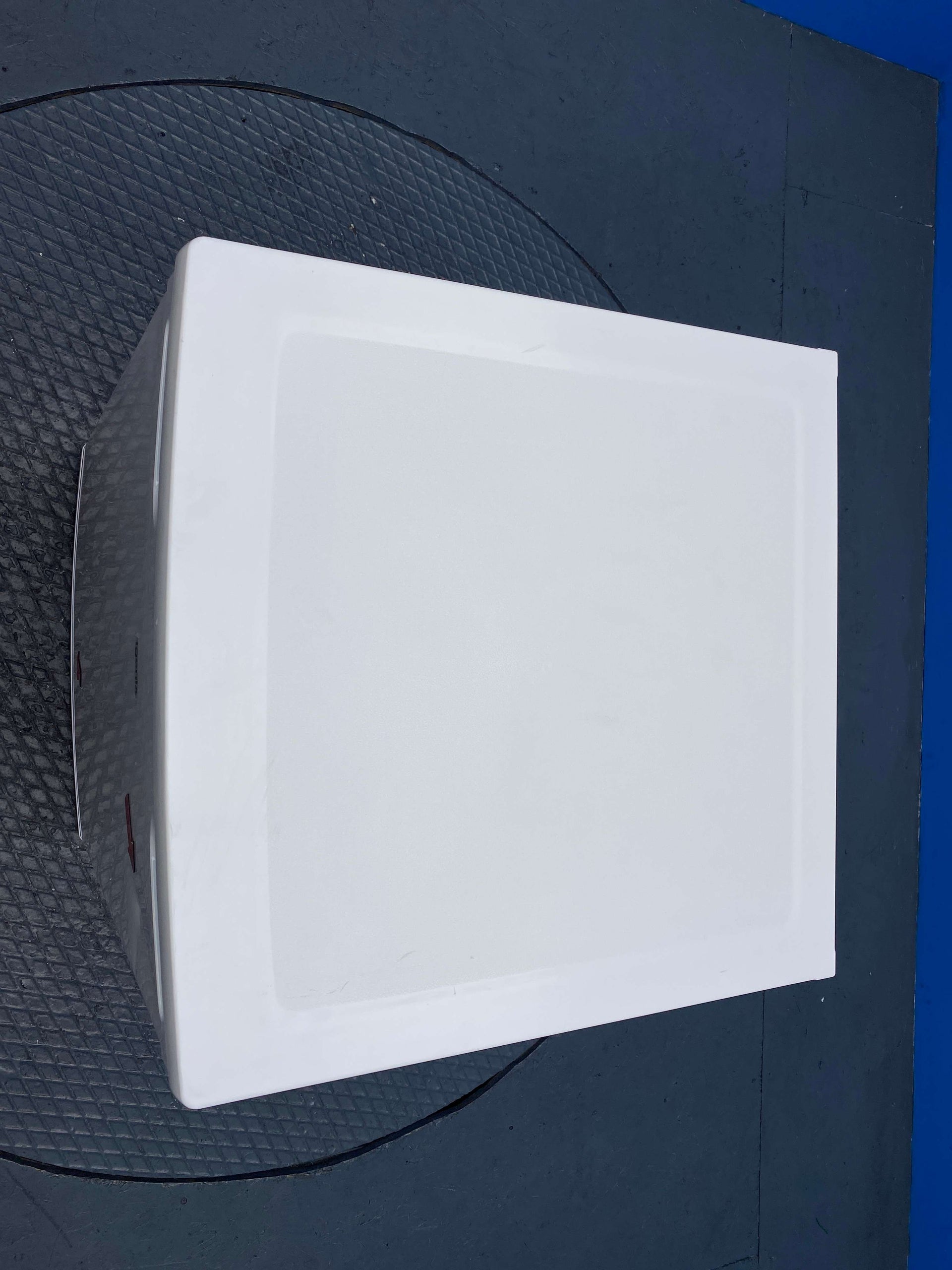 Igenix IG355W 94 Litre Under Counter Freezer