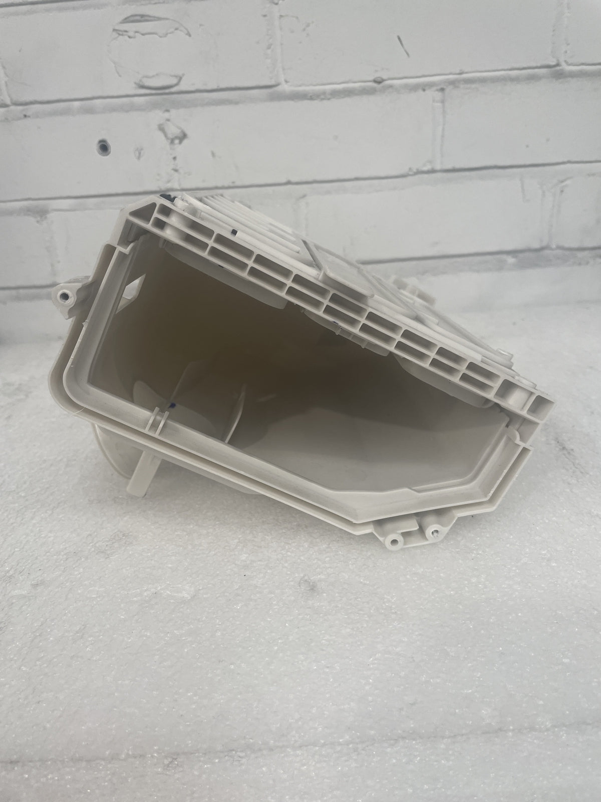 #GRC-157-548 - Samsung WD11DG5B15BB Washing Machine Detergent Dispenser Housing