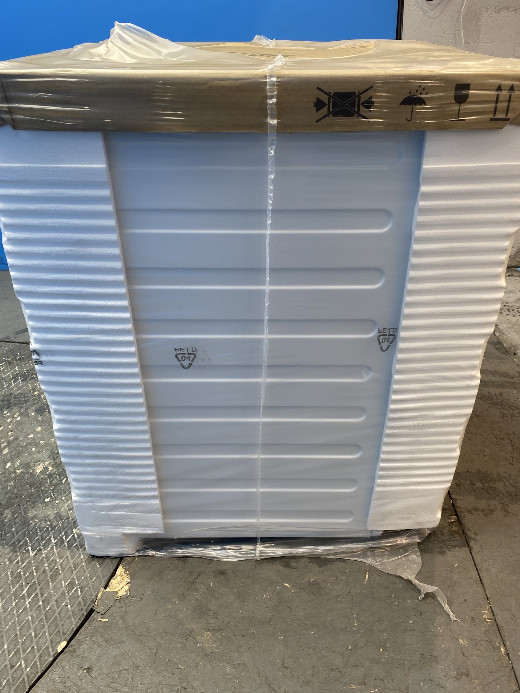 #GRC-154-152 - AEG 6000 Series L6FBK941B 9kg 1400rpm Washing Machine