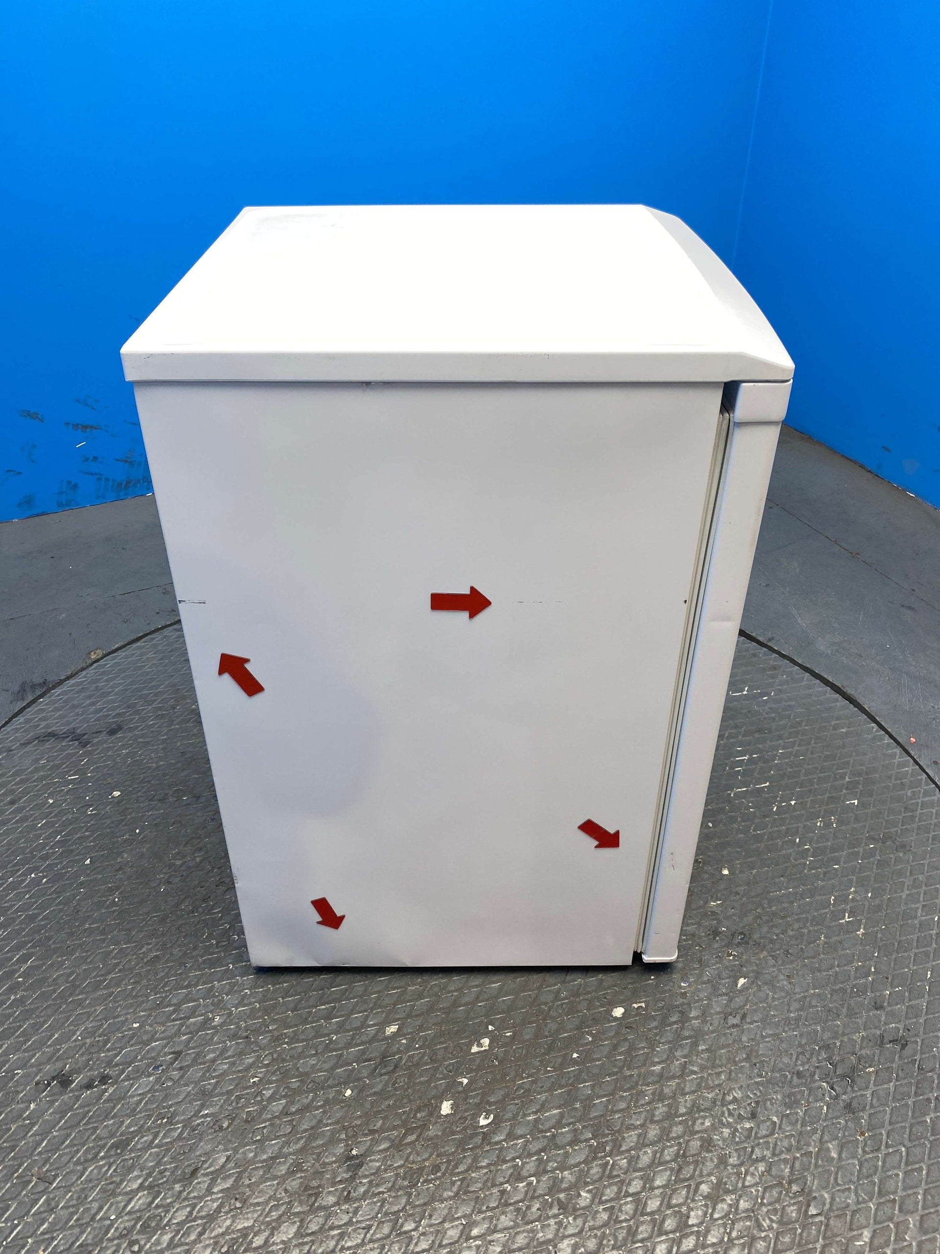 Midea MDRU129FZE01 83L Under Counter Freezer