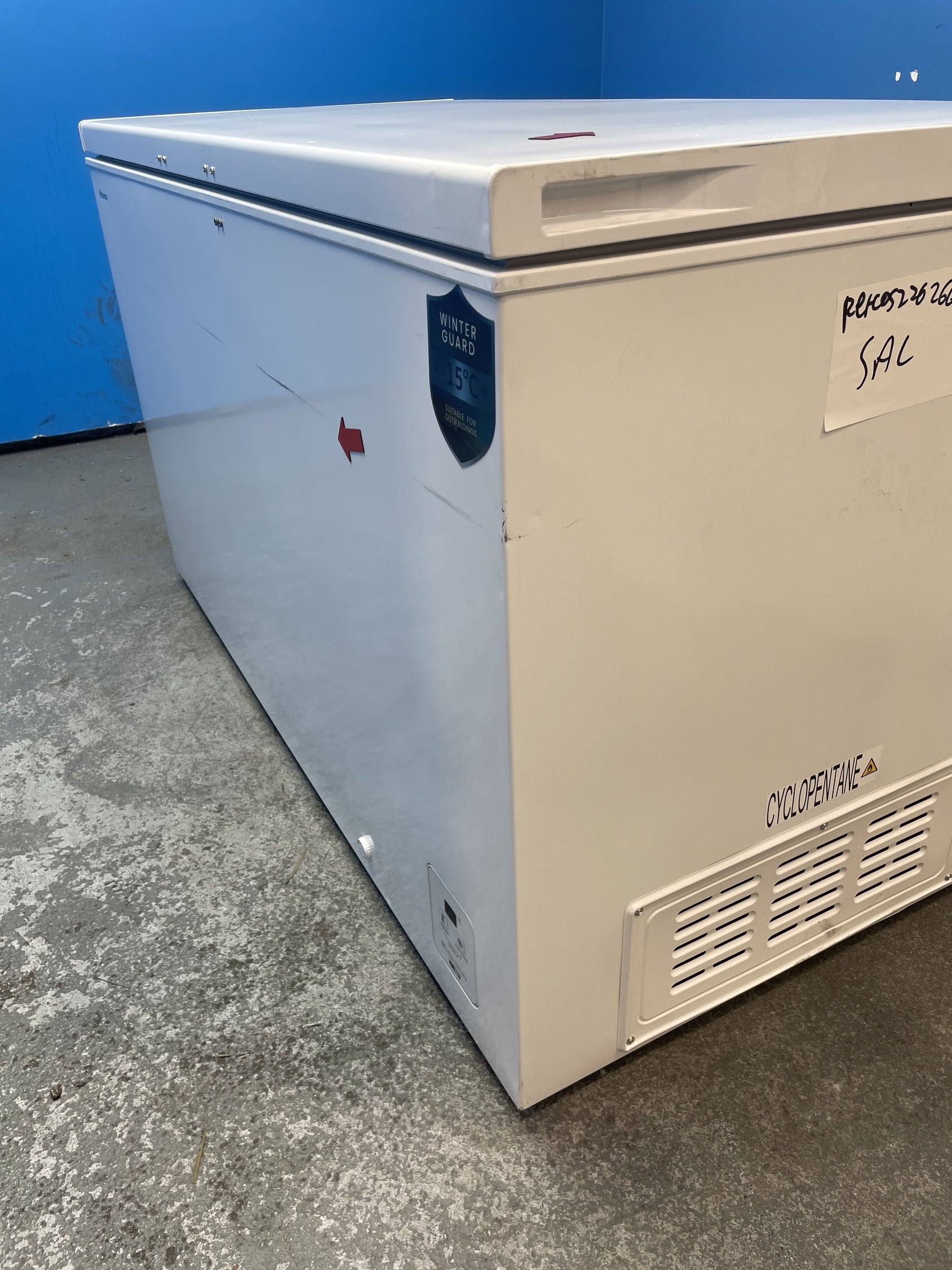 #GRC-157-621 - Hisense FC571D4AWLYE 372L Winter Guard Chest Freezer