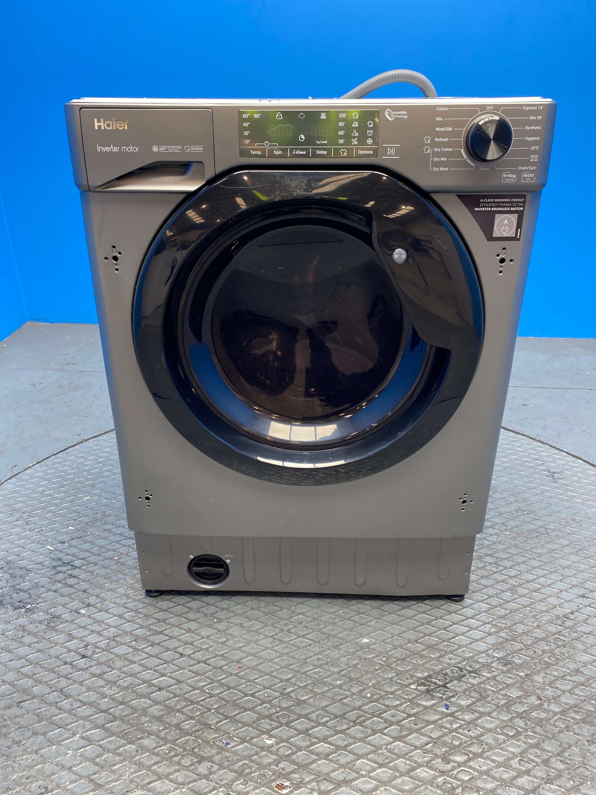Haier Series 4 HWDQ90B416FWBR 9kg/5kg 1600rpm Integrated Washer Dryer