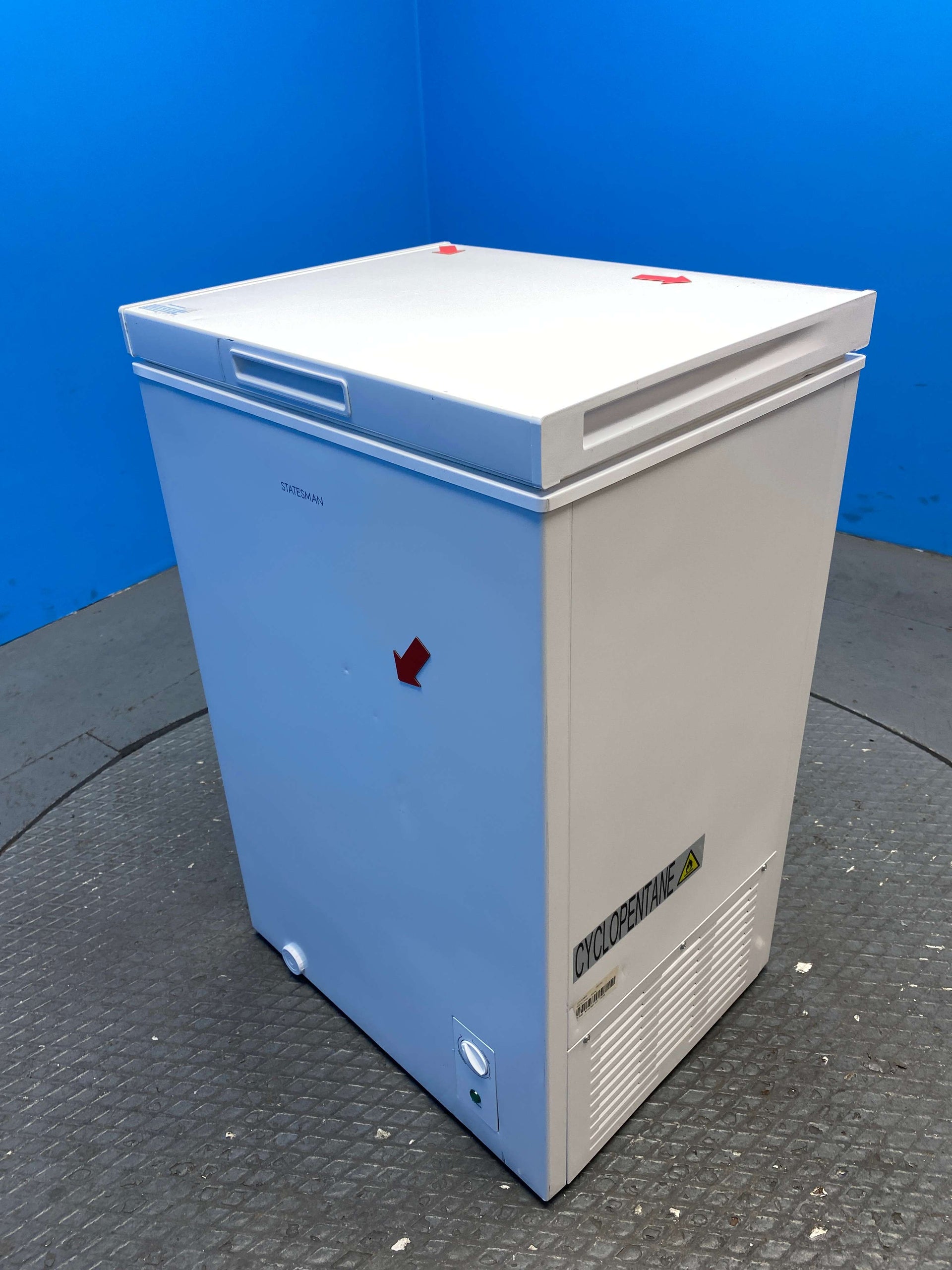 Statesman CHF100 99 Litre Compact Chest Freezer