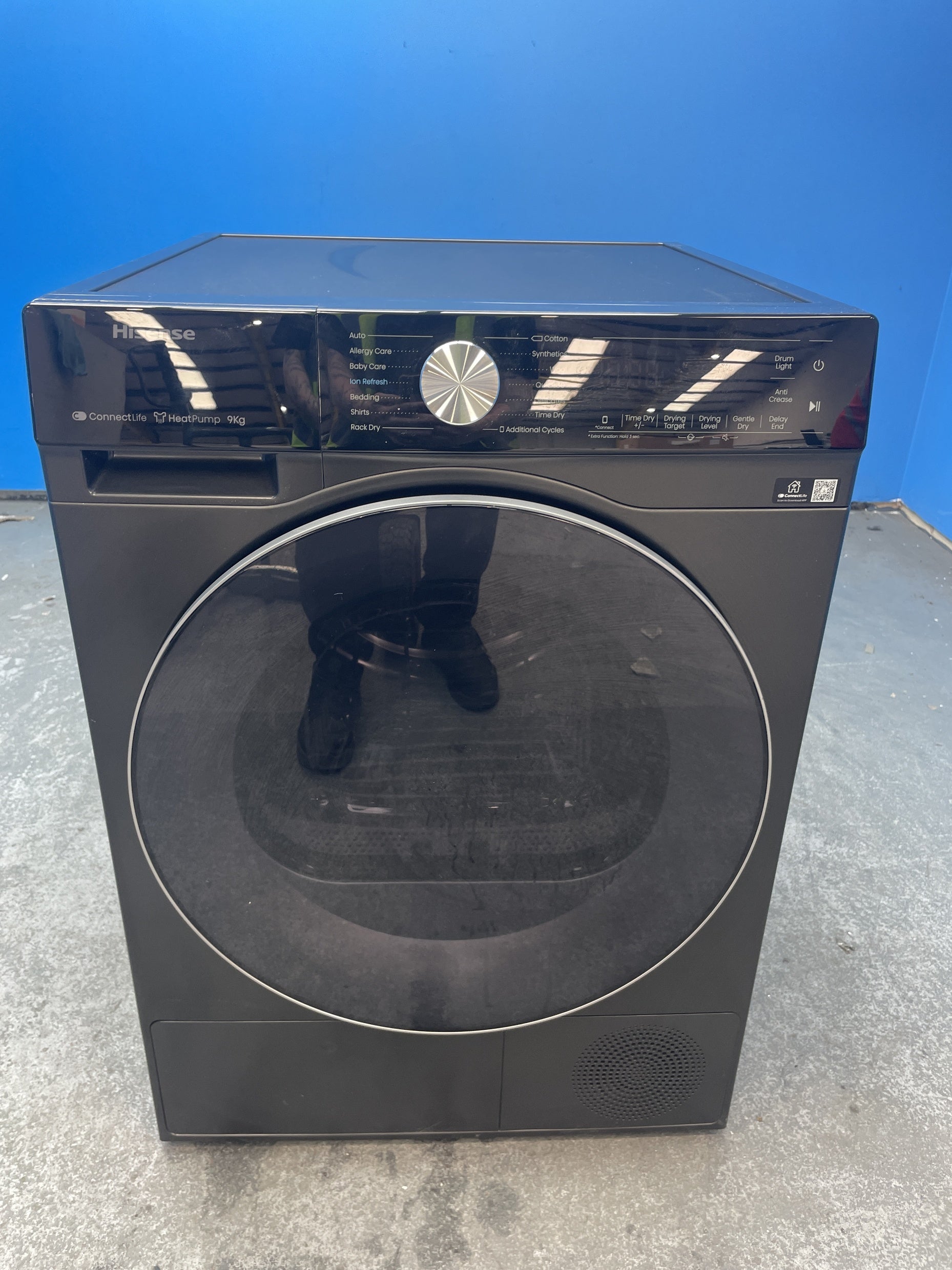 #GRC-157-232 - Hisense DH5S902BB 9kg Heat Pump Tumble Dryer