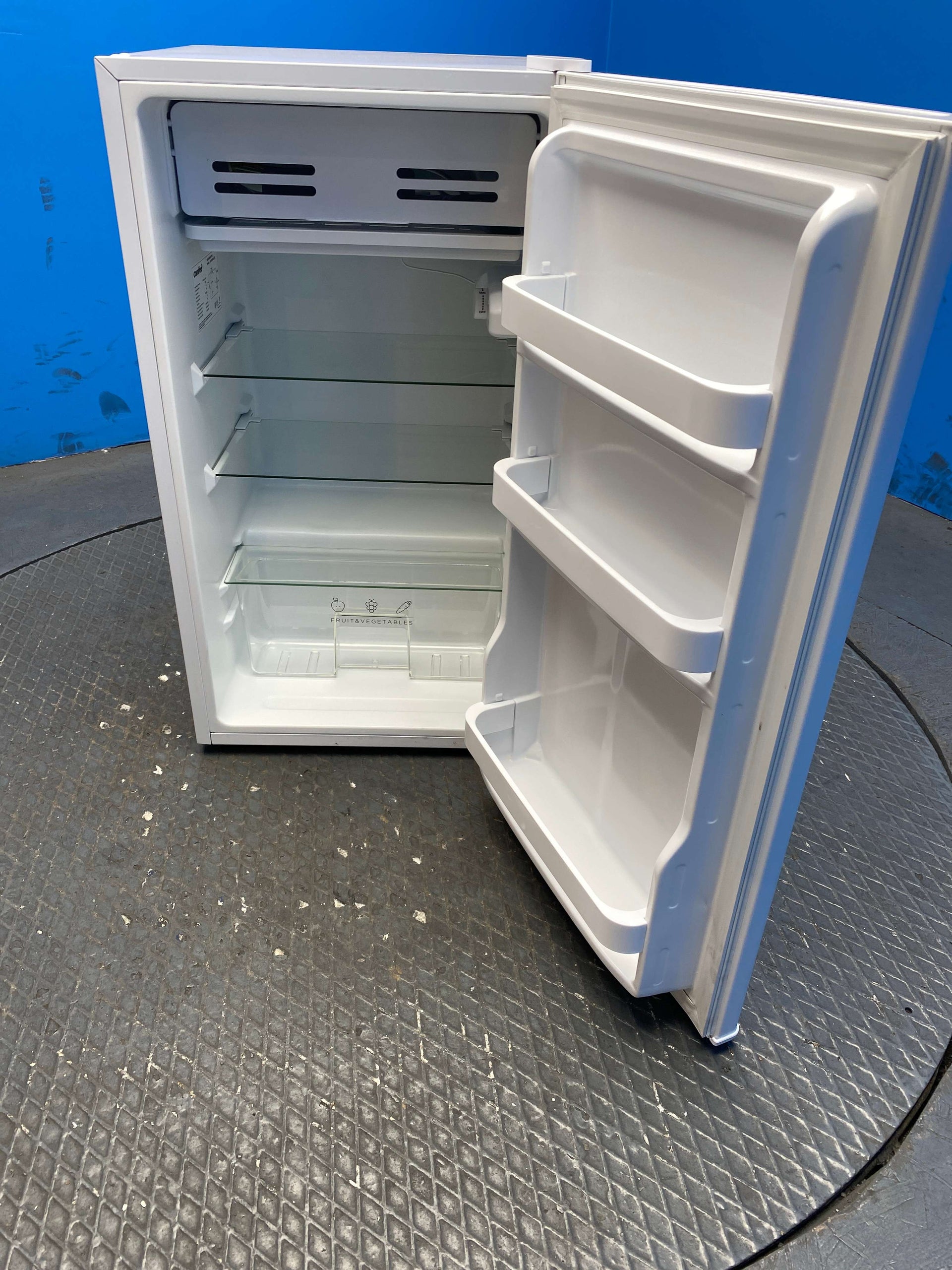 Comfee RCD93WH2(E) Under Counter Fridge with Cooler Box