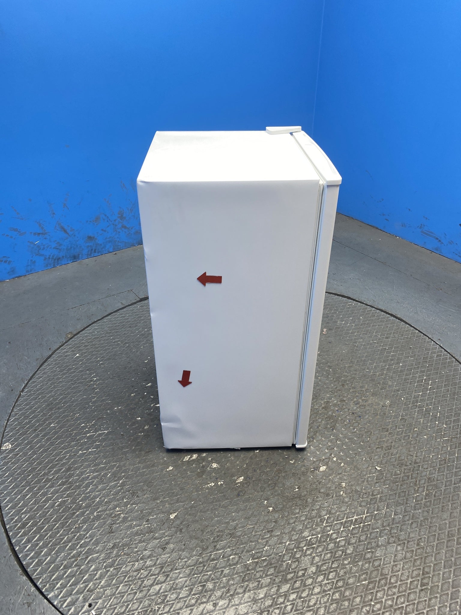 Statesman UC47LFW 93 Litres Under Counter Fridge