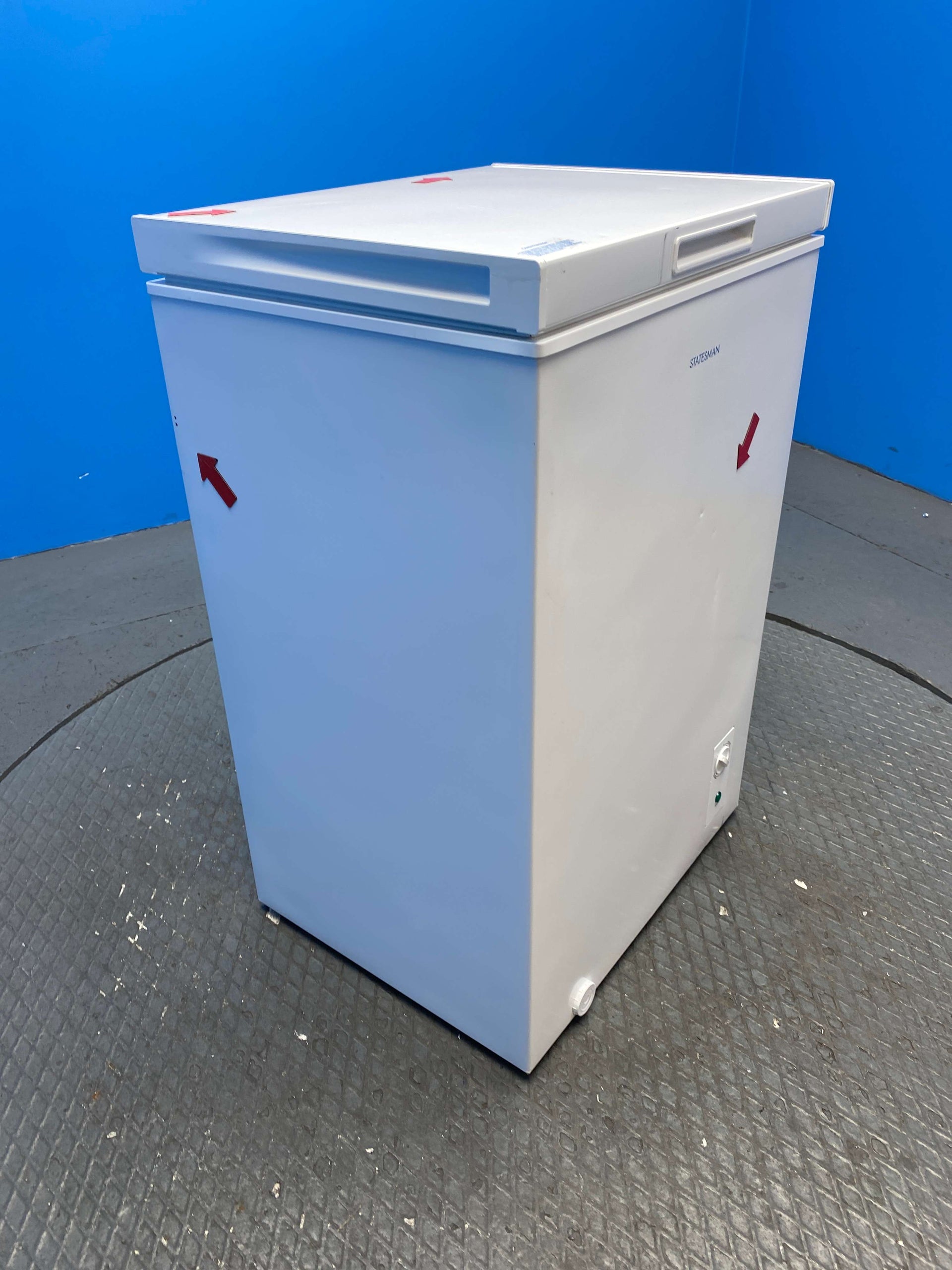 Statesman CHF100 99 Litre Compact Chest Freezer