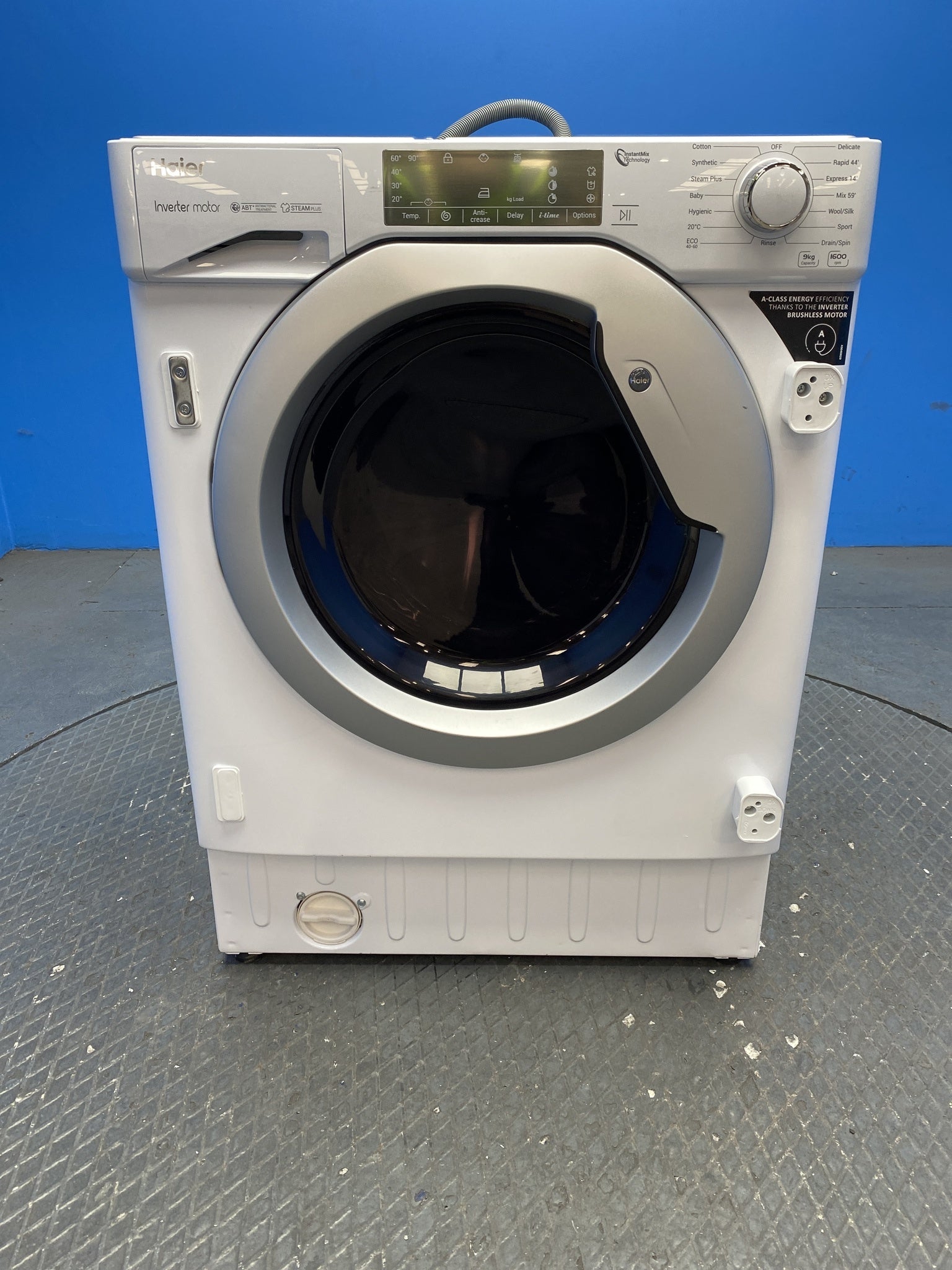 Haier HWQ90B416FWS-UK 9kg 1600rpm Integrated Washing Machine