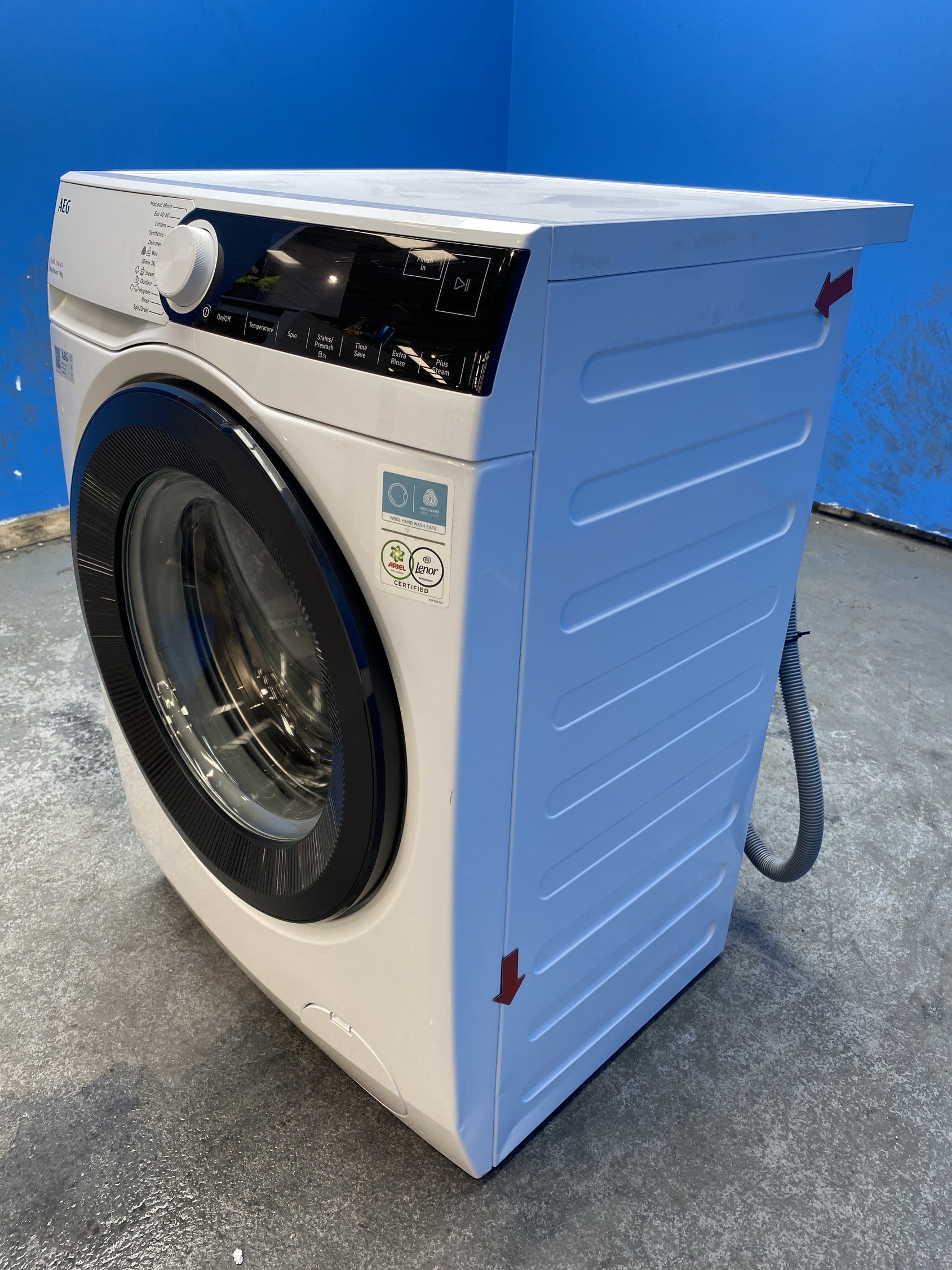 #GRC-158-213 - AEG 7000 ProSteam LFSR73944B 9kg 1400rpm Washing Machine