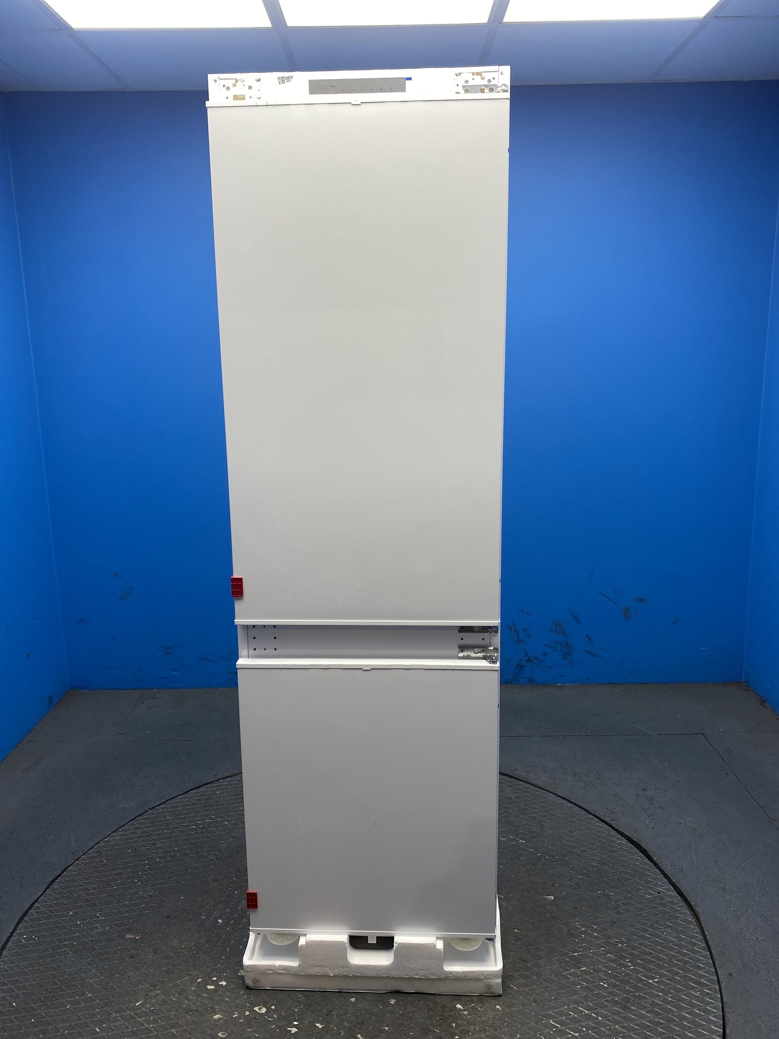 Hoover HONBQL3518EVK Integrated 268 Litre Low Frost Fridge Freezer
