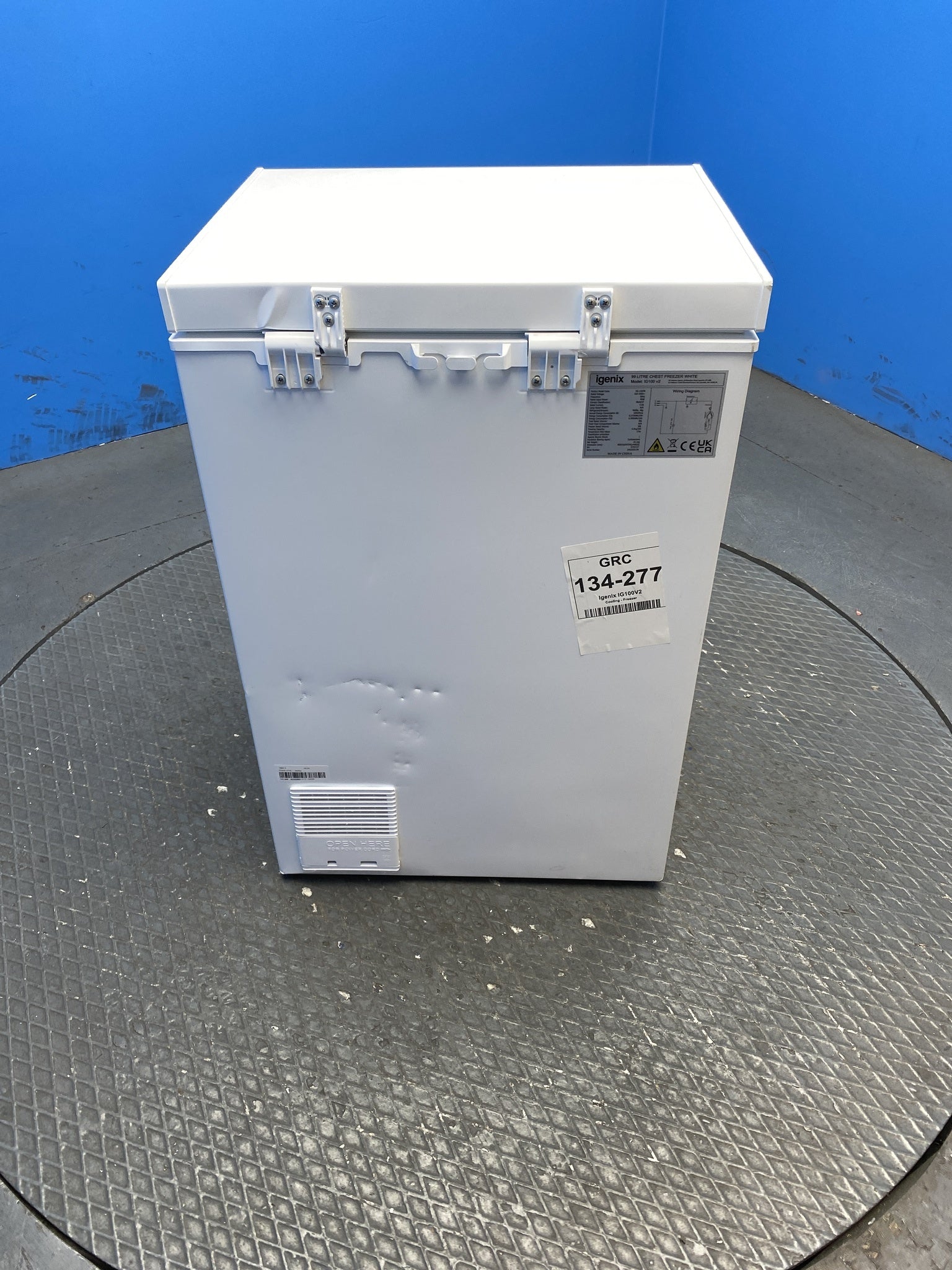 Igenix IG100v2 99 Litre Freestanding Chest Freezer