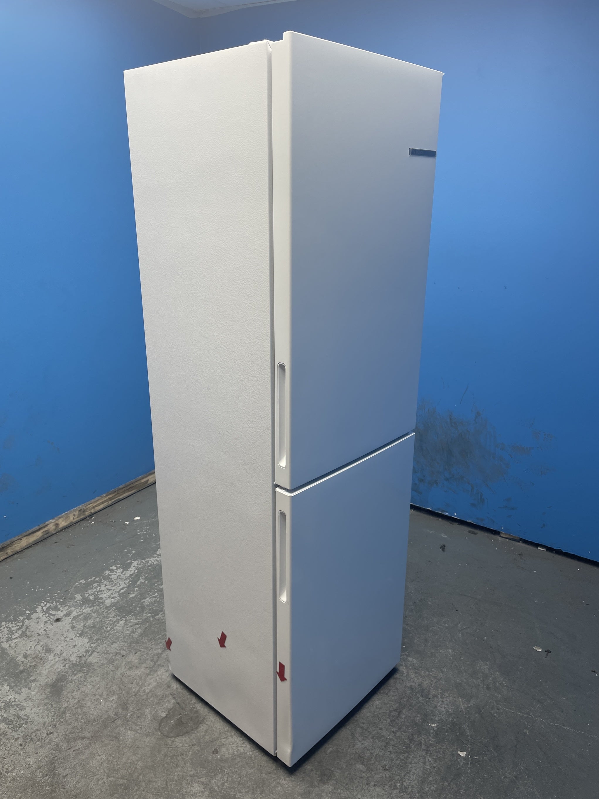 #GRC-160-437 - Bosch Series 2 KGN27NWEAG 255L 50/50 No Frost Fridge Freezer