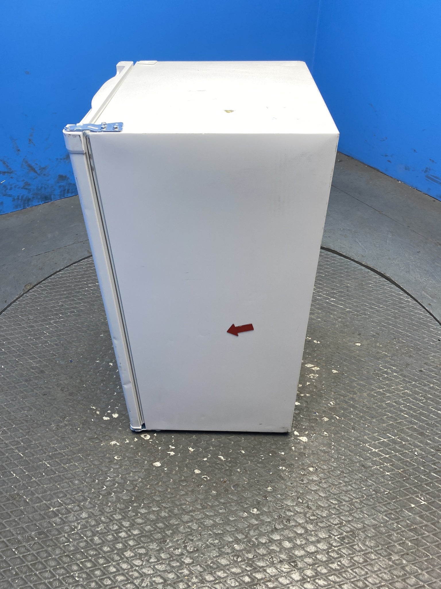 HYE RF01UCFR60W01 60L Under Counter Freezer
