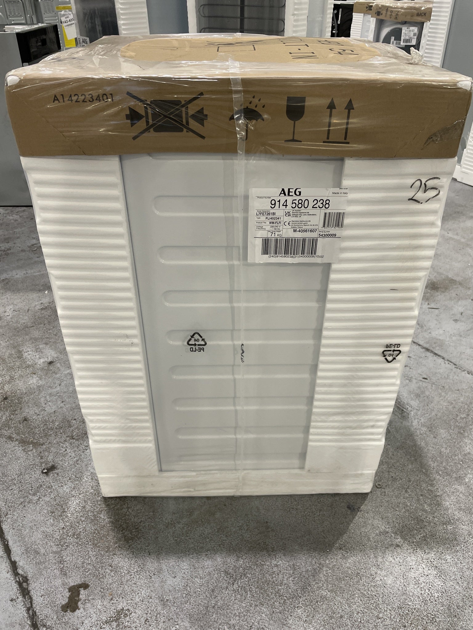 #GRC-142-787 - AEG 7000 Series L7FE7261BI Integrated 7kg 1200rpm Washing Machine