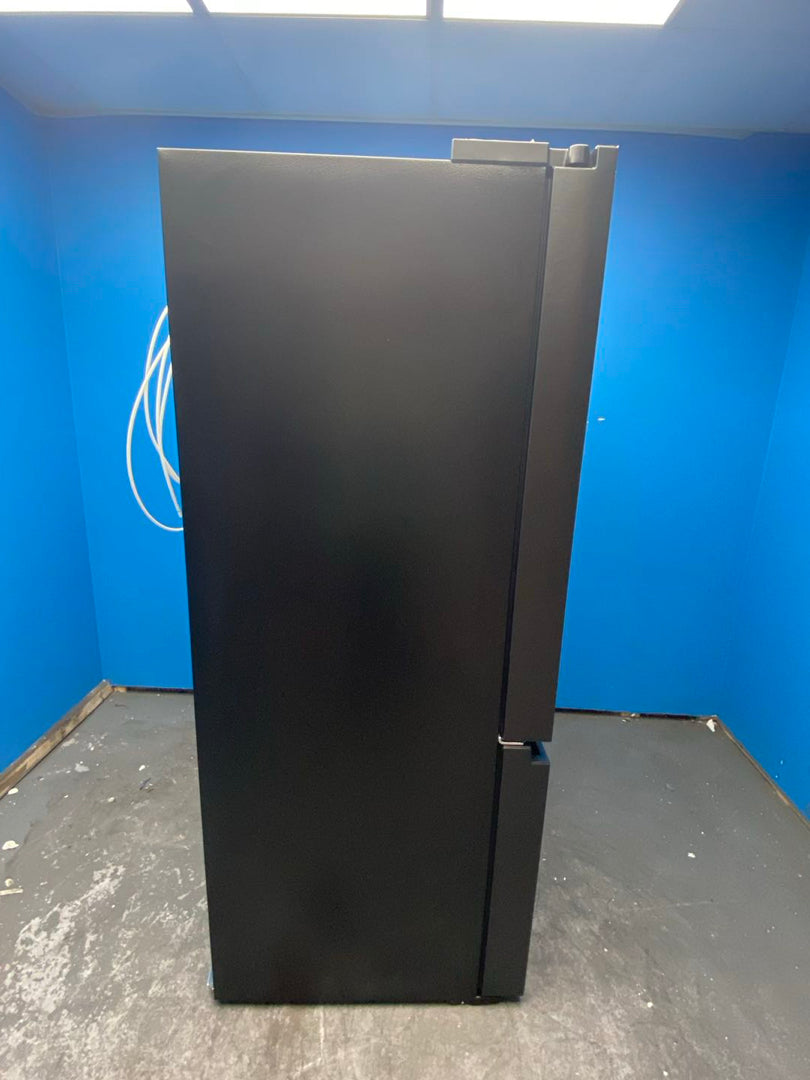 #GRC-159-359 - Hisense RF815N4SEFE 634L PureFlat American Fridge Freezer