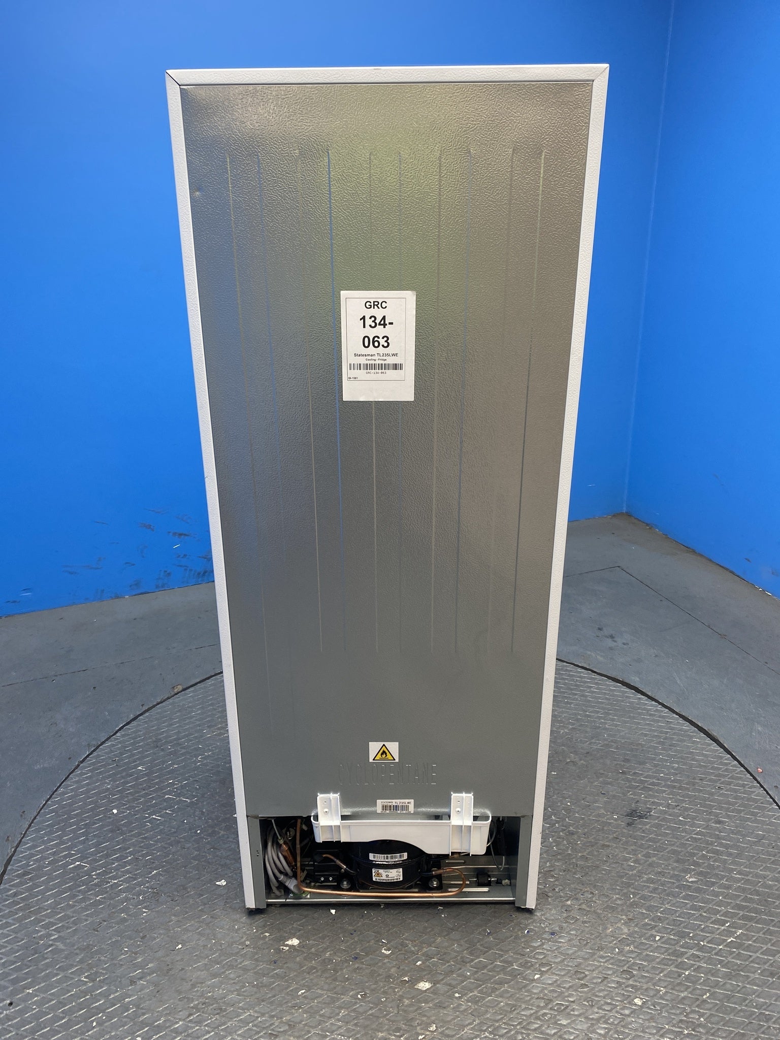 Statesman TL235LWE 235L Tall Larder Fridge