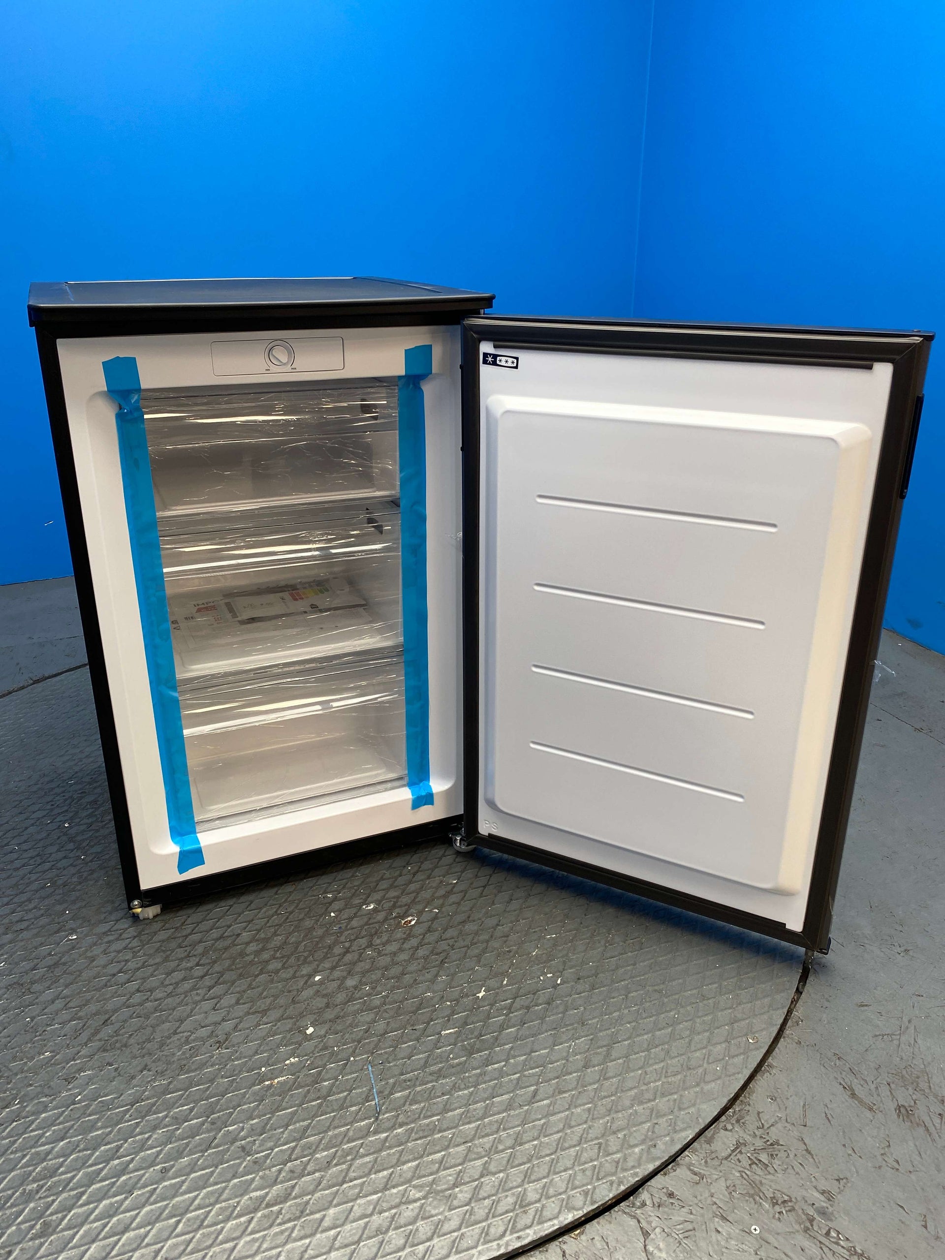 Hoover HOUQS58ESK 55cm Undercounter Freezer