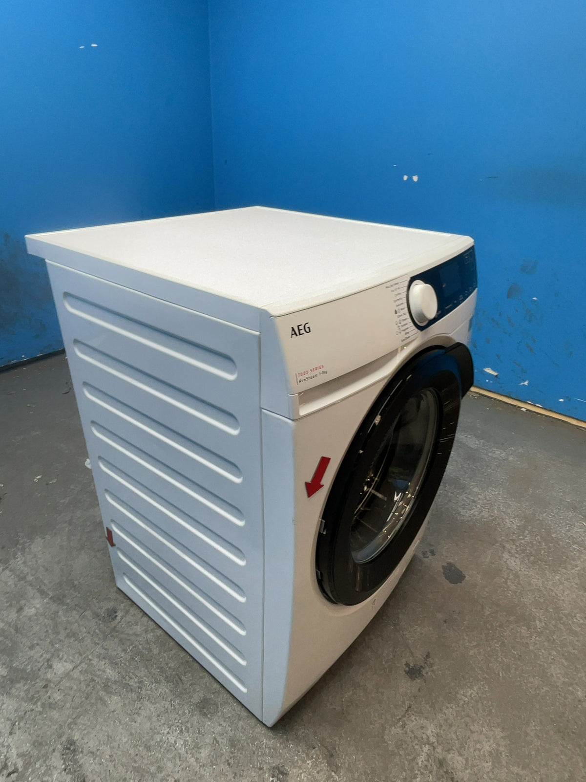 #GRC-154-097 - AEG LFR73944B 7000 ProSteam 9kg 1400rpm Washing Machine