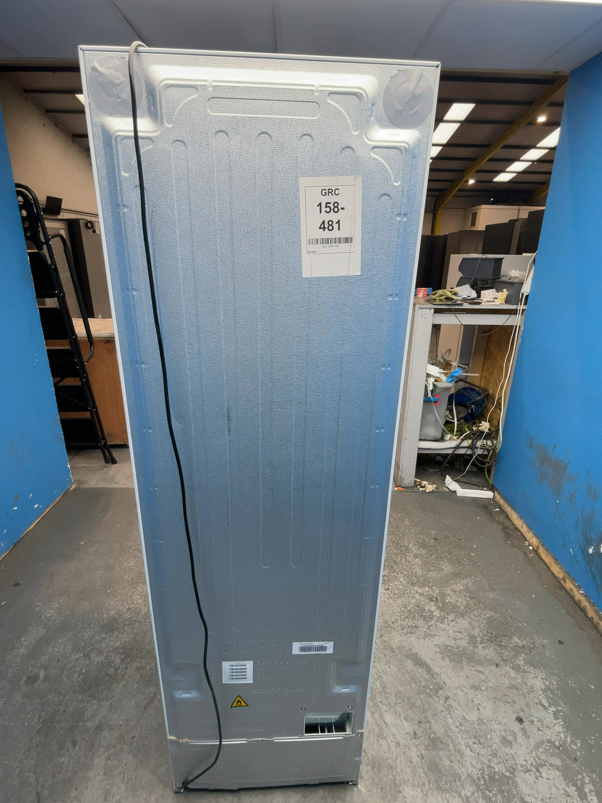 #GRC-158-481 - Hoover 54cm Integrated 70/30 Fridge Freezer – 251L, White