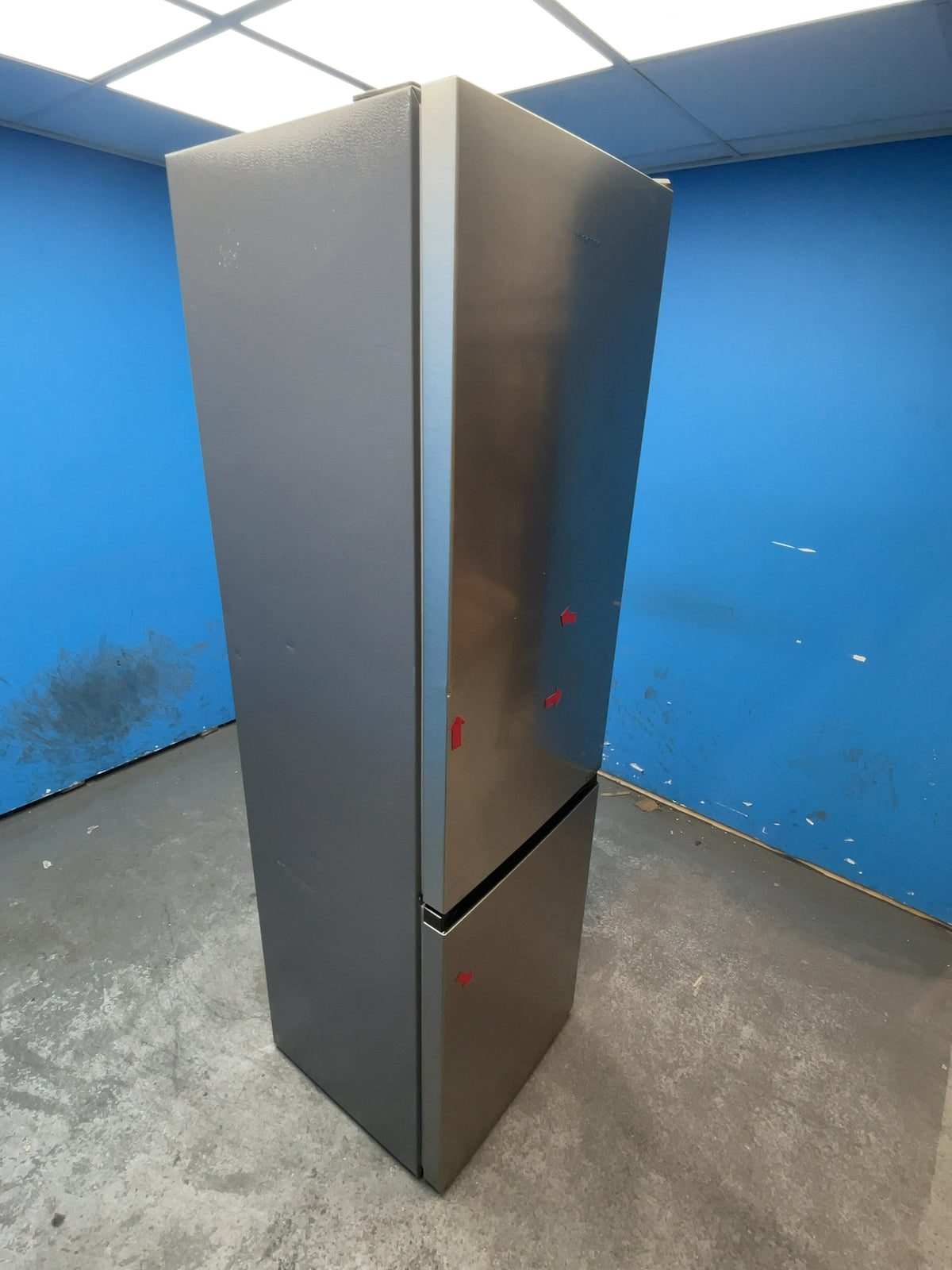 #GRC-161-872 - Hisense 60cm Fridge Freezer – 336L Total Capacity, Total No Frost, Inverter Motor, Inox