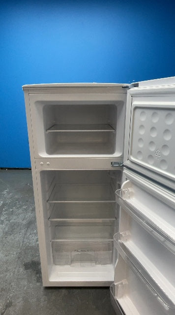 #GRC-163-023 - Candy 48cm Fridge Freezer – 117L, White, Manual Defrost