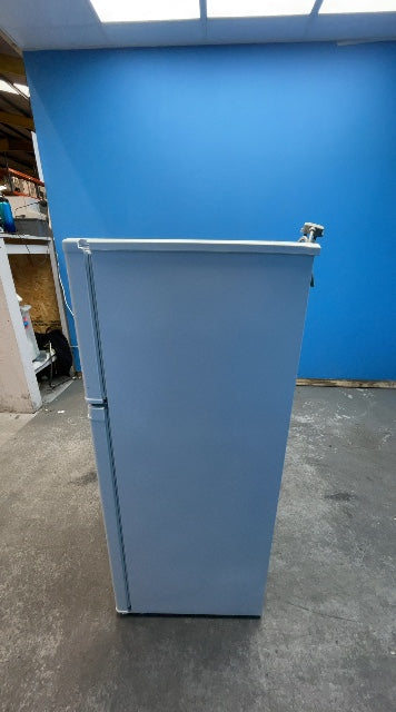 #GRC-163-023 - Candy 48cm Fridge Freezer – 117L, White, Manual Defrost