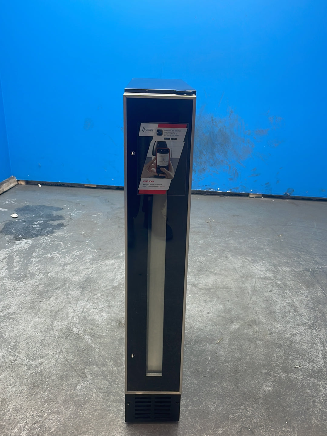 #GRC-163-873 - Hoover H-Wine 300 7 Bottle Slim Wine Cooler – hOn App, Vivino Integration
