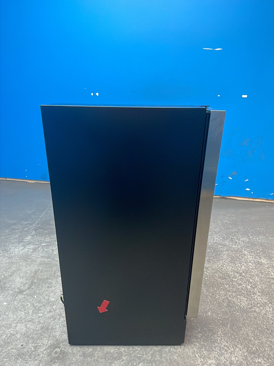 #GRC-163-873 - Hoover H-Wine 300 7 Bottle Slim Wine Cooler – hOn App, Vivino Integration