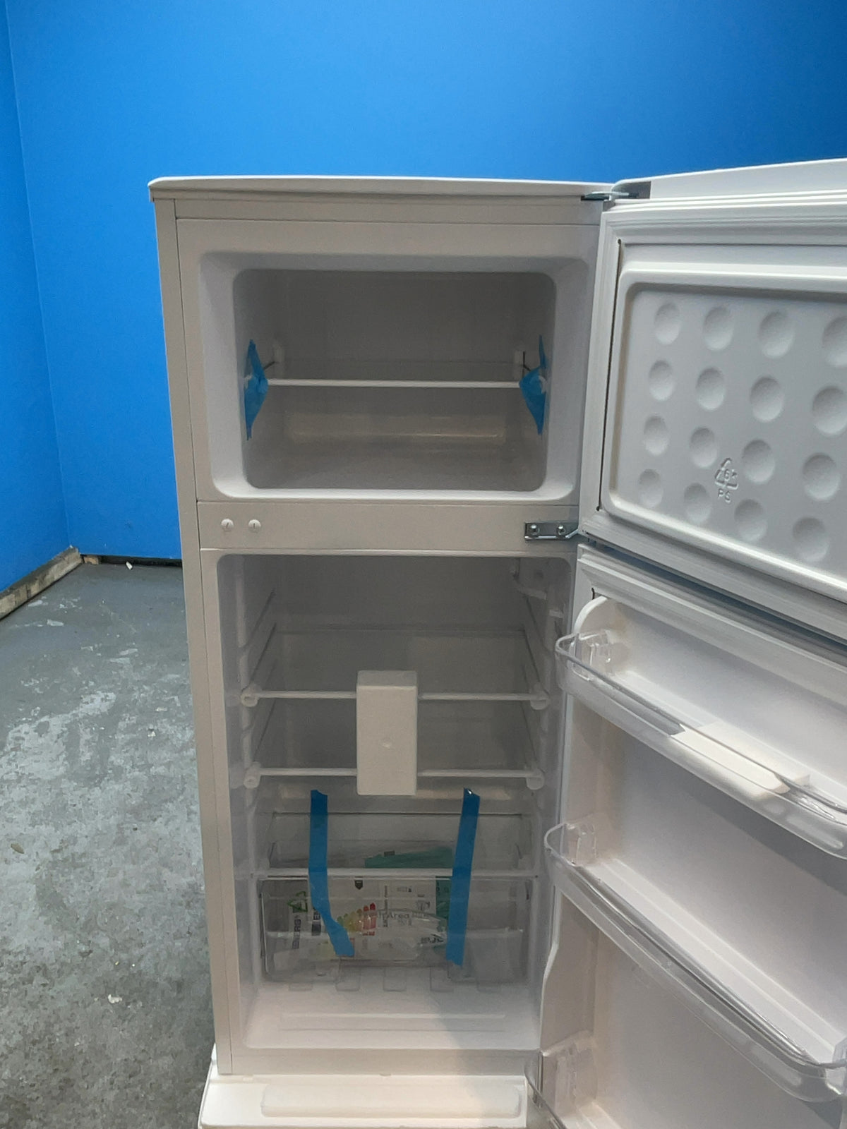 #GRC-163-958 - Candy 48cm Fridge Freezer – 117L, White, Manual Defrost