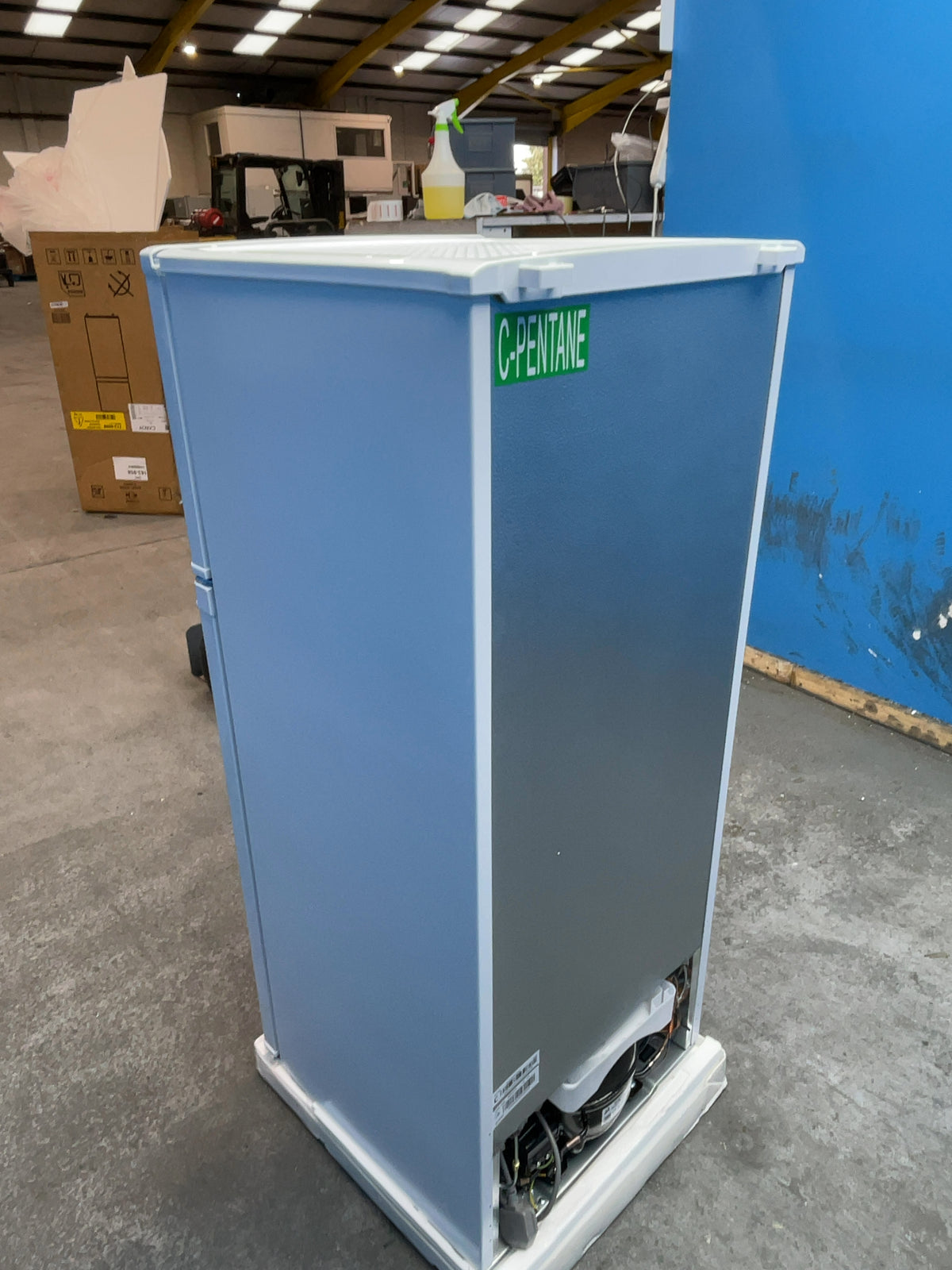 #GRC-163-958 - Candy 48cm Fridge Freezer – 117L, White, Manual Defrost