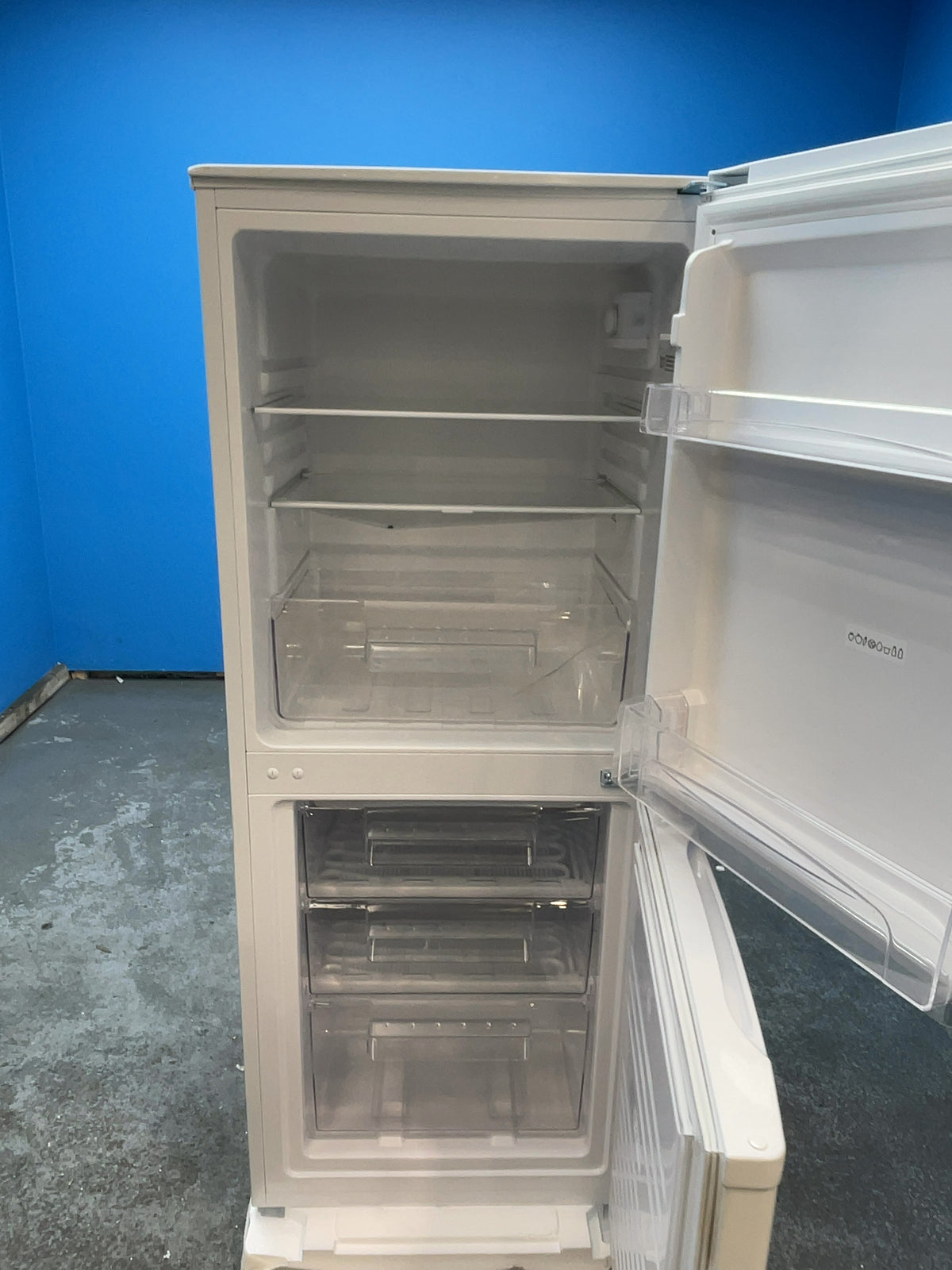 #GRC-163-960 - Candy 55cm Fridge Freezer – 185L, White, Static