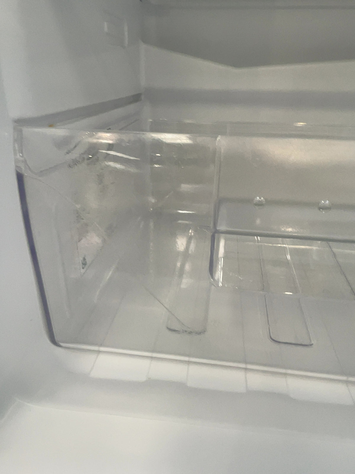 #GRC-163-960 - Candy 55cm Fridge Freezer – 185L, White, Static