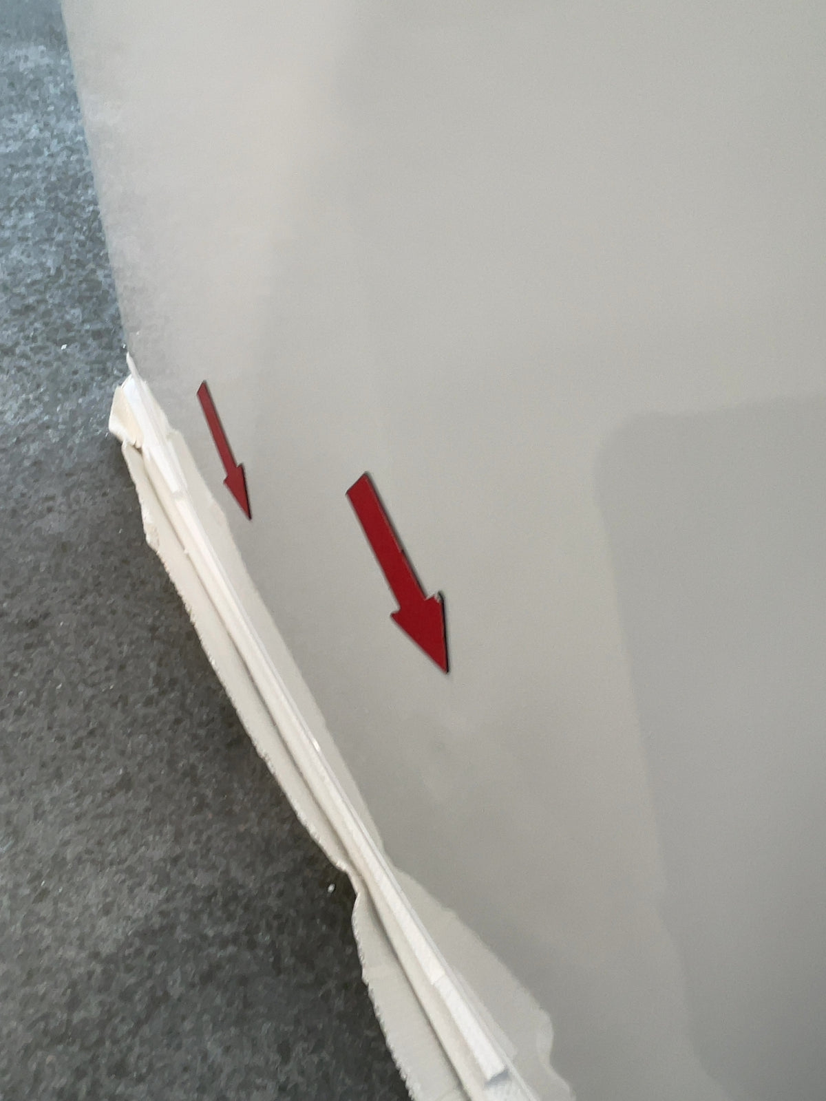 #GRC-163-960 - Candy 55cm Fridge Freezer – 185L, White, Static