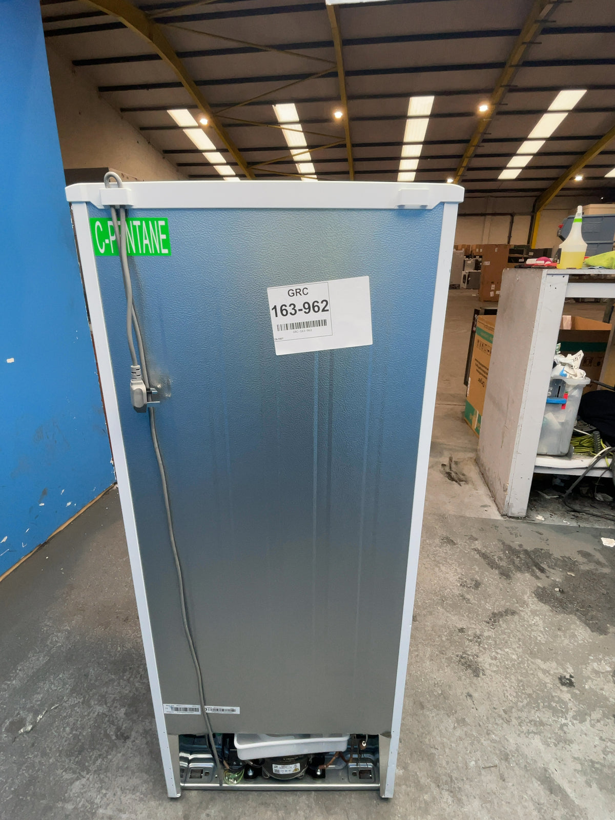 #GRC-163-962 - Candy 55cm Fridge Freezer – 185L, White, Static