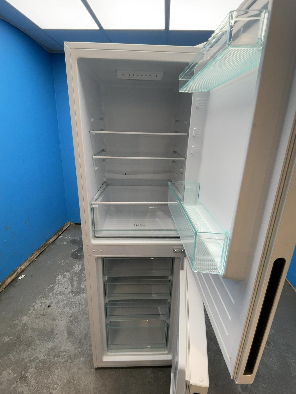 #GRC-163-964 - Candy 54.5cm Fridge Freezer – 252L, White, Low Frost, Smart WiFi