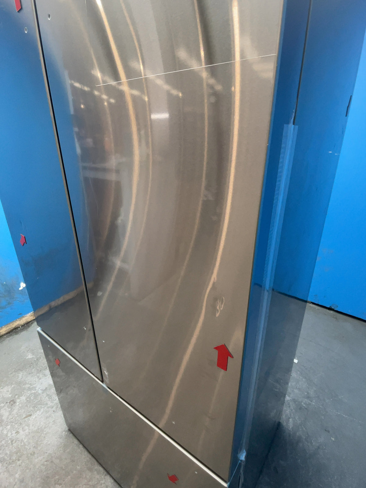 #GRC-164-028 - Bosch Series 8 French Door Fridge Freezer – 573L, Plumbed Ice & Water