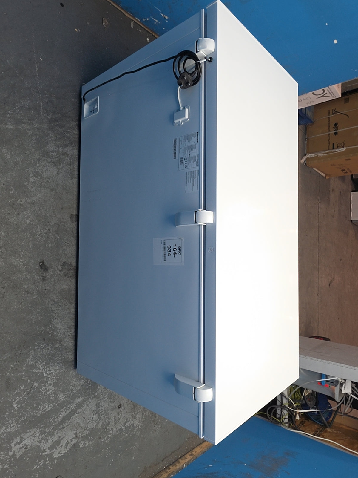 #GRC-164-034 - Hisense 372L Chest Freezer – Winter Guard, Hovering Door, White
