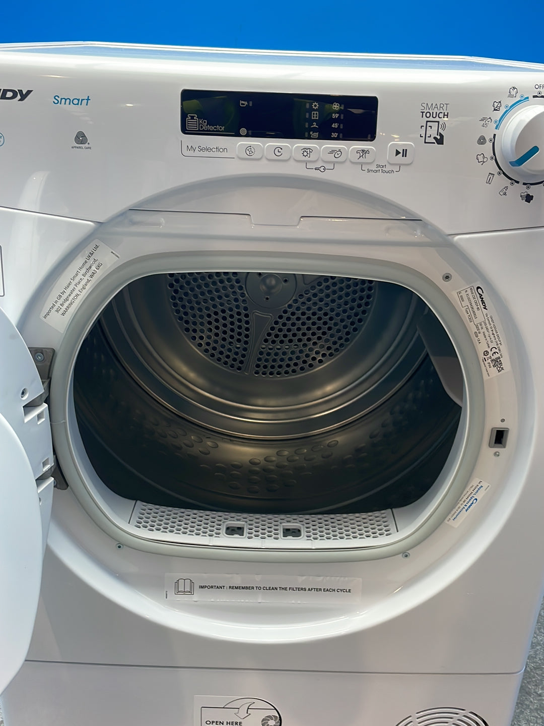 #GRC-164-138 - Candy Smart 9kg Condenser Tumble Dryer – WiFi Connected, White, G Energy Rating