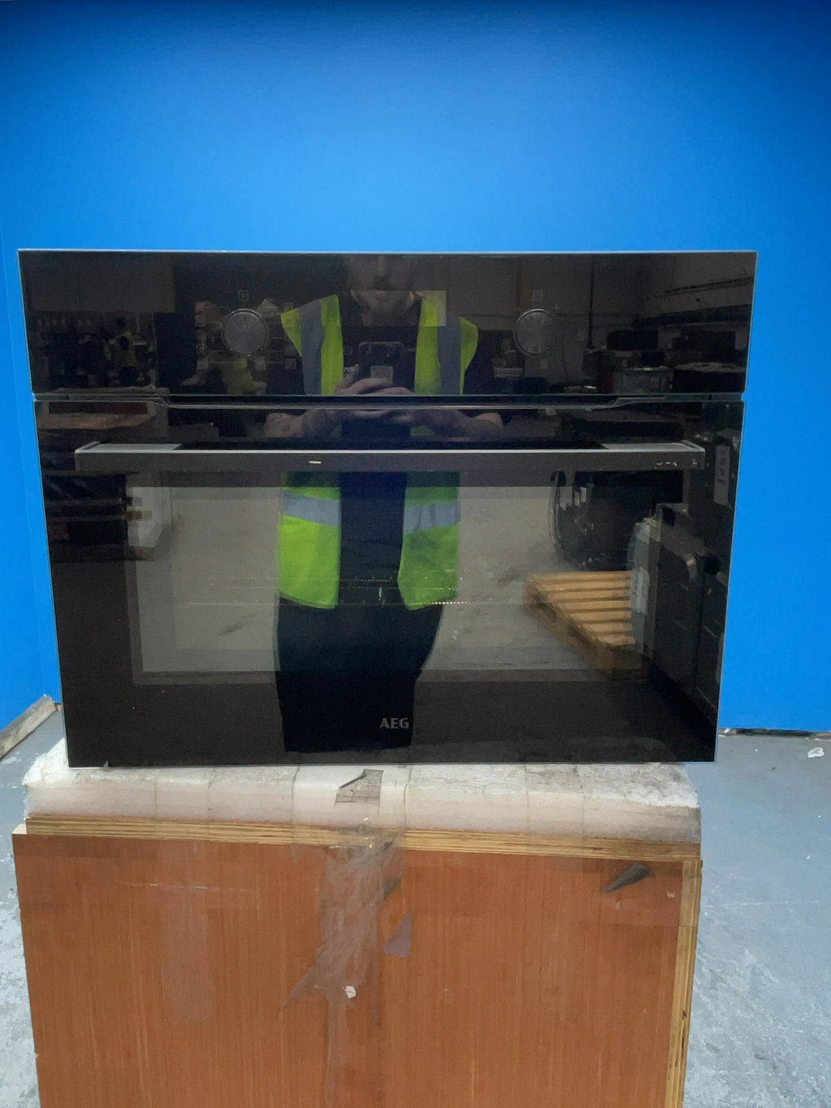 #GRC-164-145 - AEG 6000 CombiQuick 44L Built-In Microwave Oven – Inverter, Smart