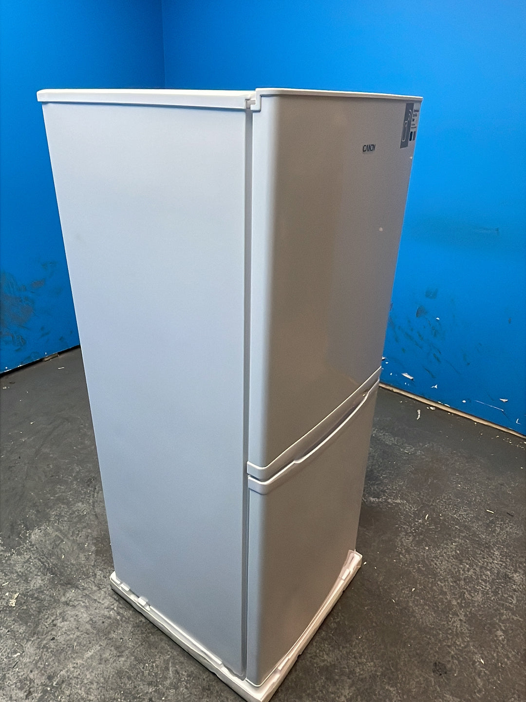 #GRC-164-411 - Candy 55cm Fridge Freezer – 185L, White, Static