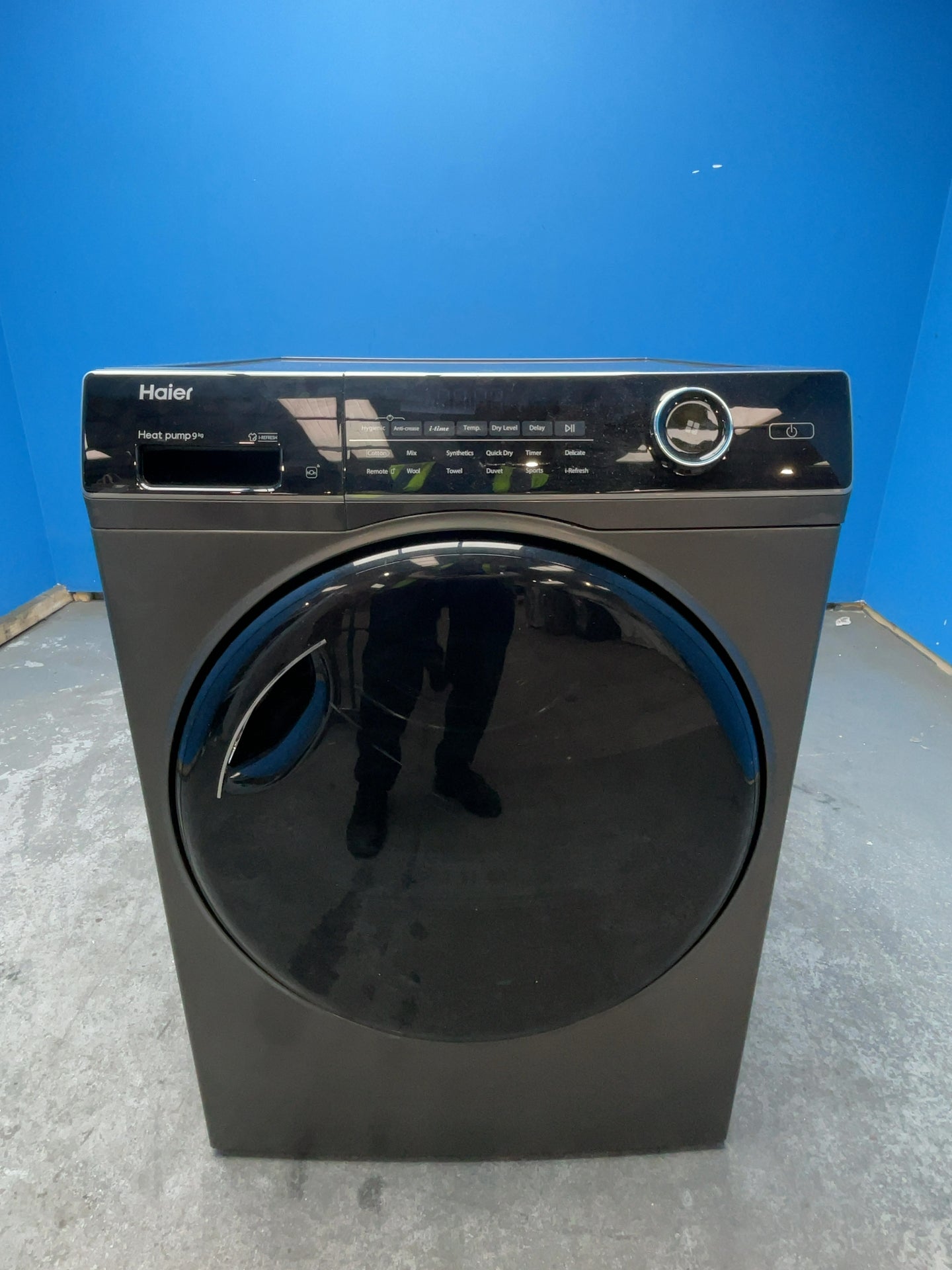 #GRC-164-467 - Haier Series 5 9kg Heat Pump Tumble Dryer – Grey, A++ Energy Rating