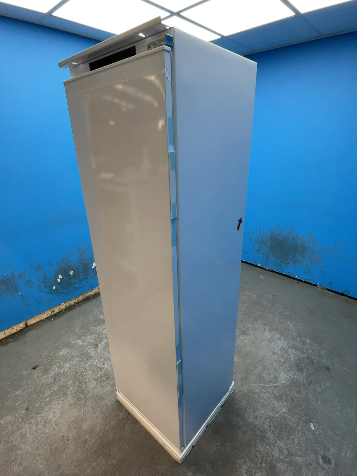 #GRC-164-516 - Haier 54cm Integrated Tall Larder Fridge – 316L Capacity, Smart Connected