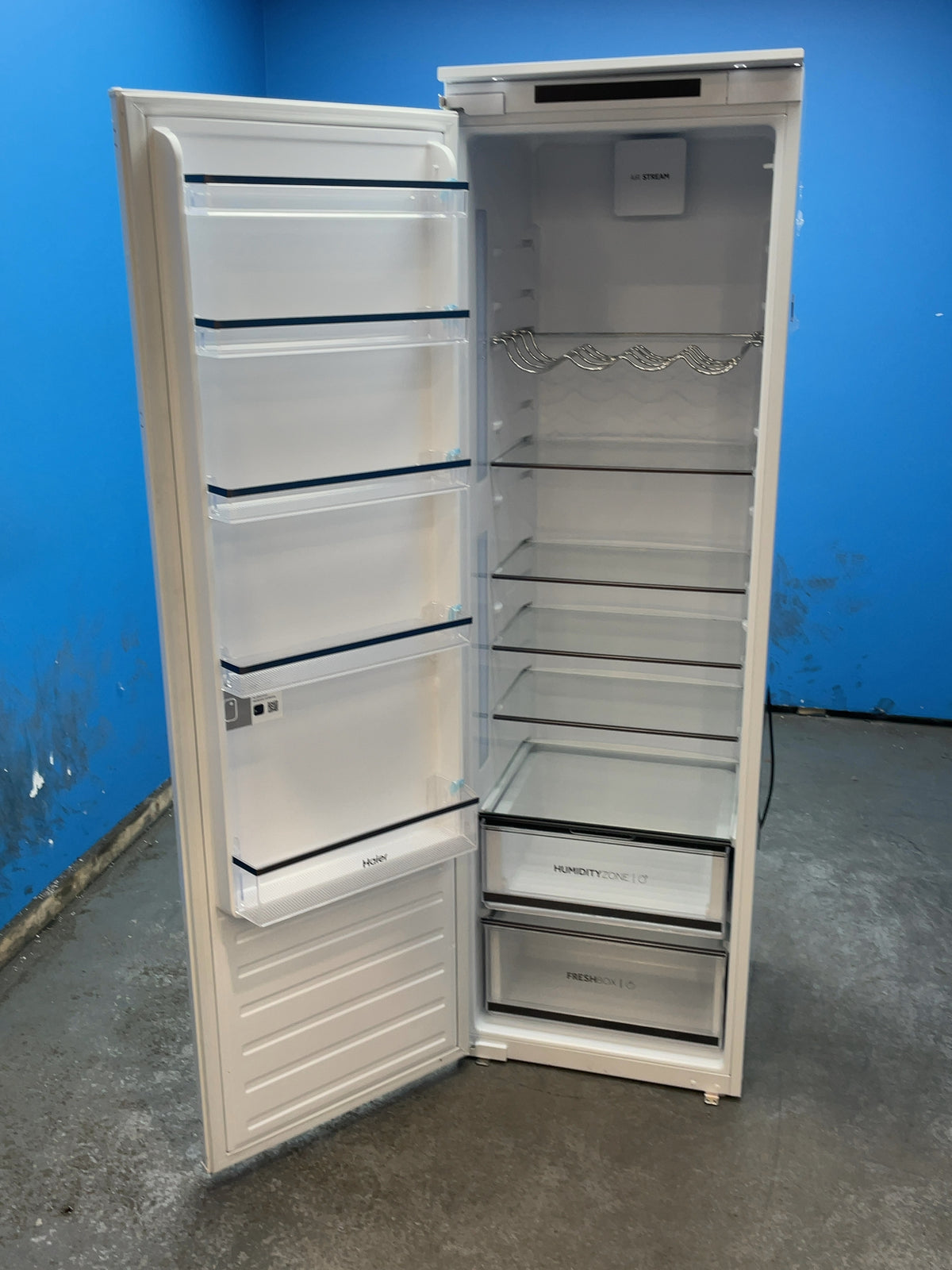 #GRC-164-585 - Haier 54cm Integrated Tall Larder Fridge – 316L Capacity, Smart Connected