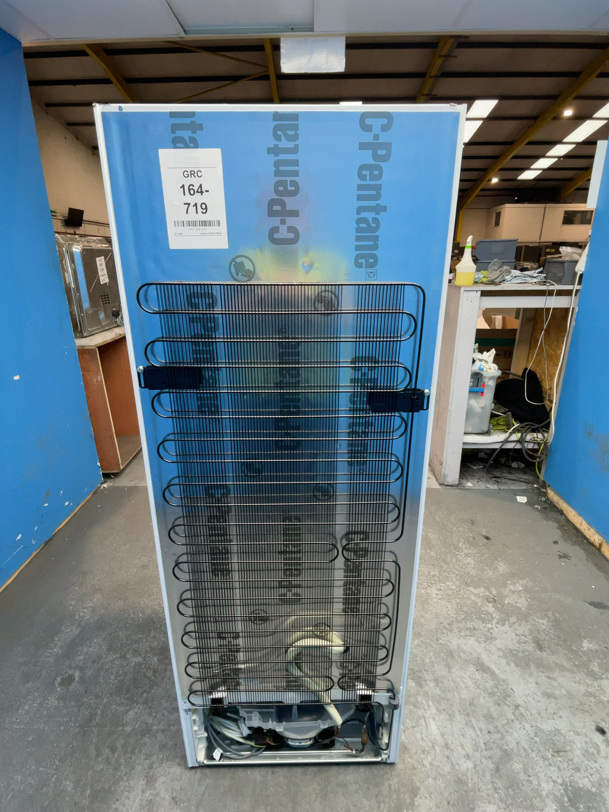 #GRC-164-719 - Bosch GSN29VWEVG Series 4 Tall Upright Freezer – 200L Capacity, NoFrost, SuperFreezing, BigBox Drawer, White