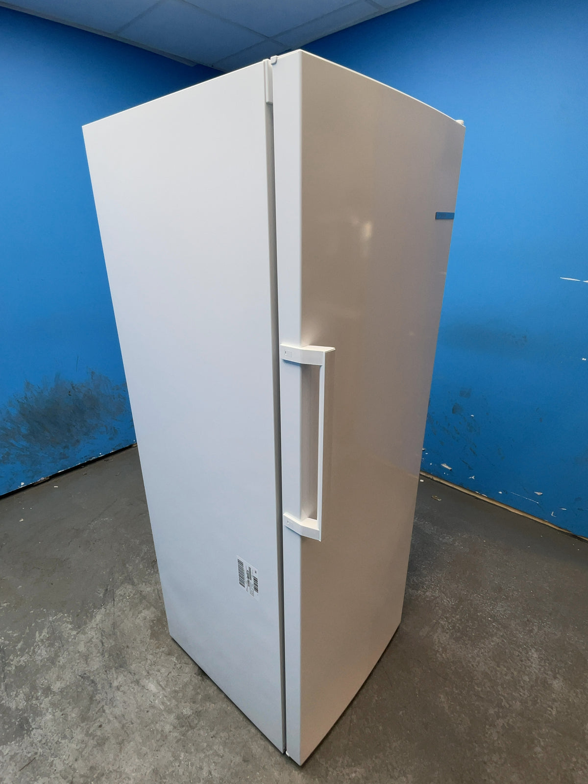 #GRC-164-719 - Bosch GSN29VWEVG Series 4 Tall Upright Freezer – 200L Capacity, NoFrost, SuperFreezing, BigBox Drawer, White