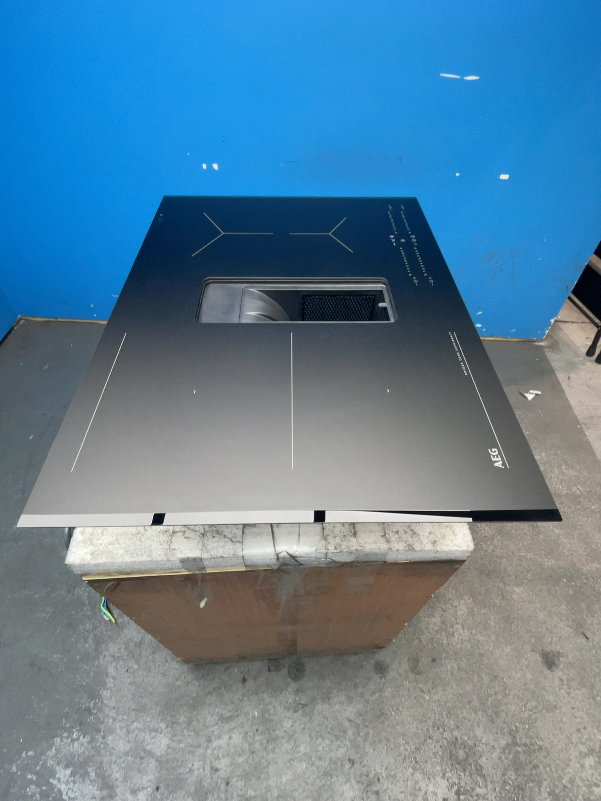 #GRC-164-802 - AEG 6000 Series 70cm Induction Hob – 4 Zones, SaphirMatt Finish